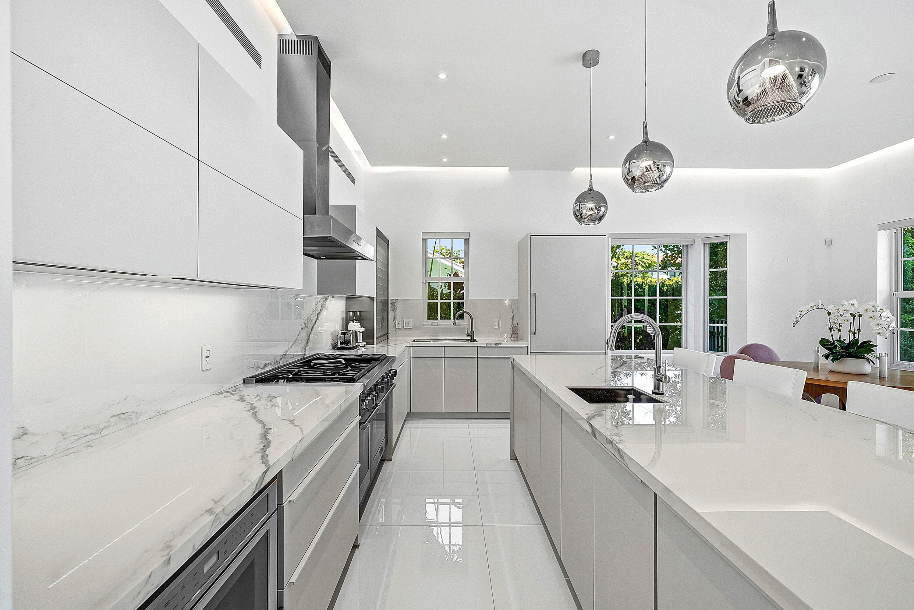 157 Peruvian Avenue, Palm Beach, FL 33480 — photo 13 of 35
