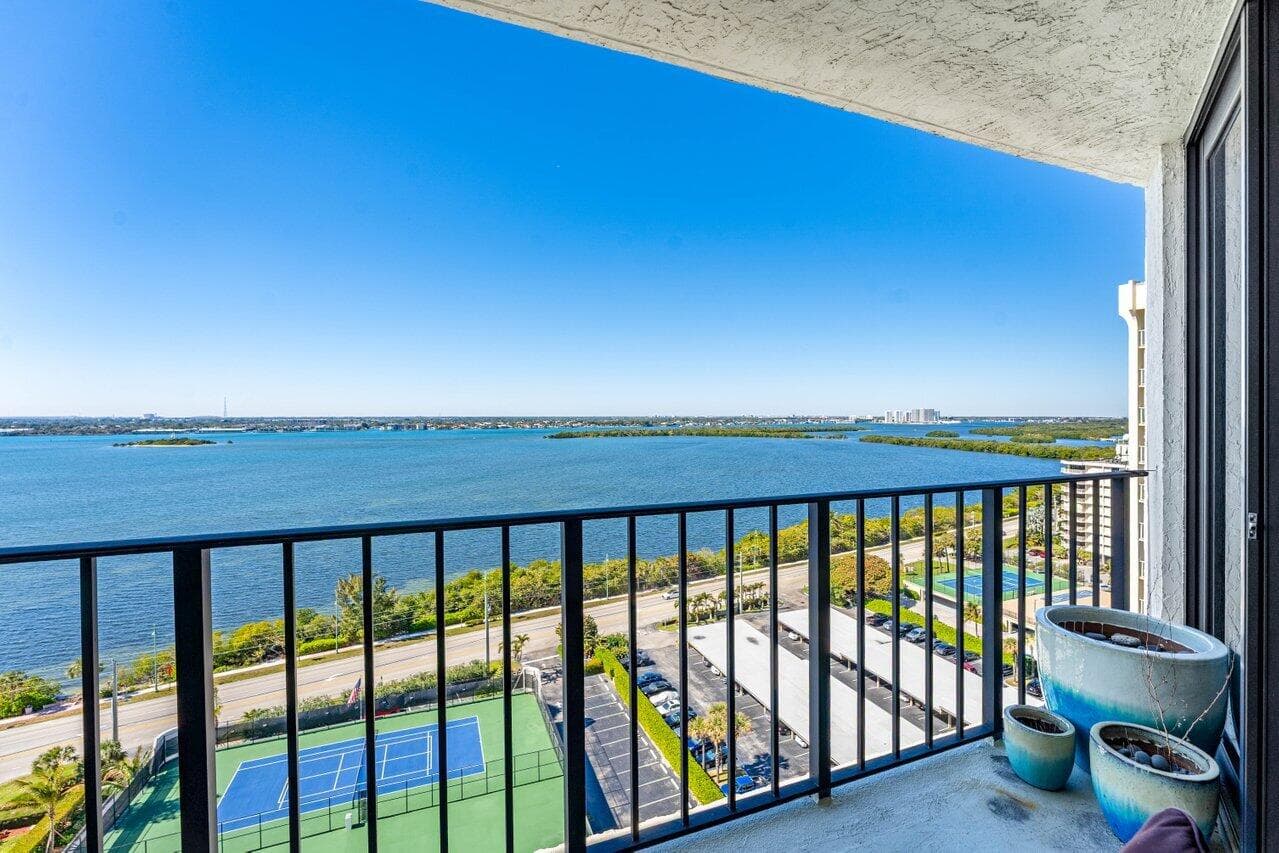 5420 N Ocean Drive 1605, Singer Island, FL 33404 — photo 19 of 55
