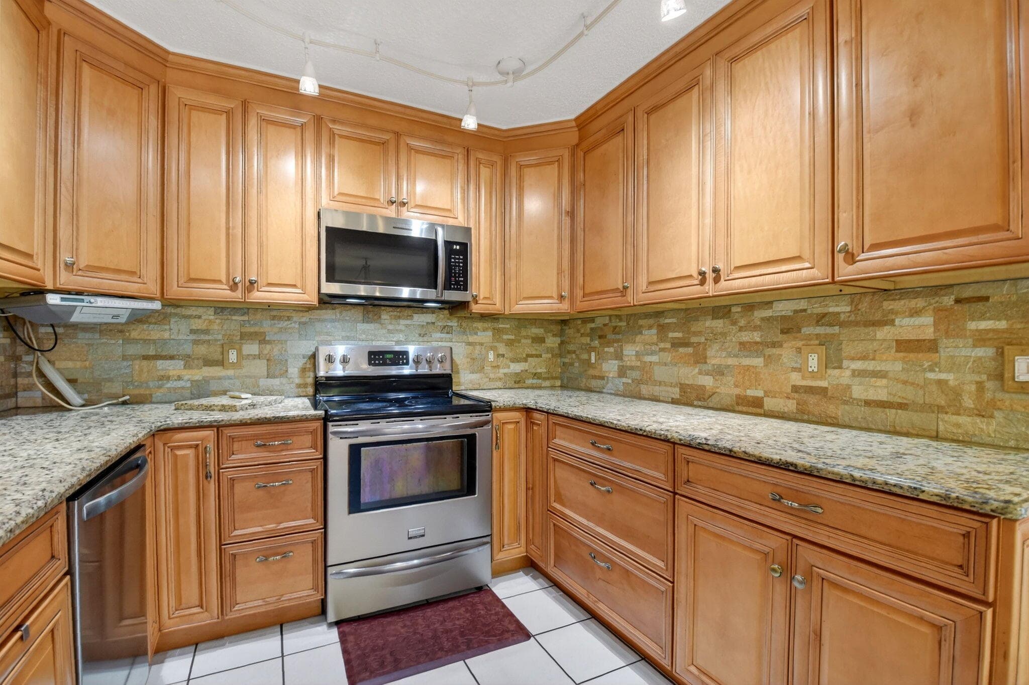 1545 W Forest Lakes Circle W B, West Palm Beach, FL 33406 — photo 12 of 51