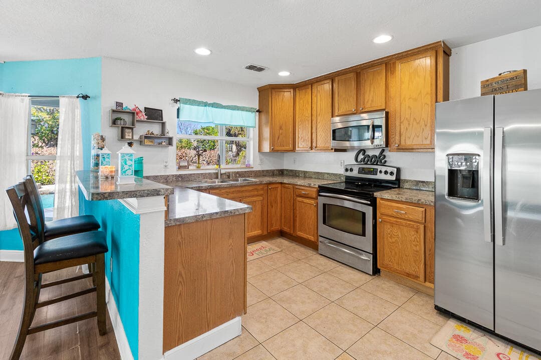 677 NW Marion Avenue, Port St. Lucie, FL 34983 — photo 12 of 35