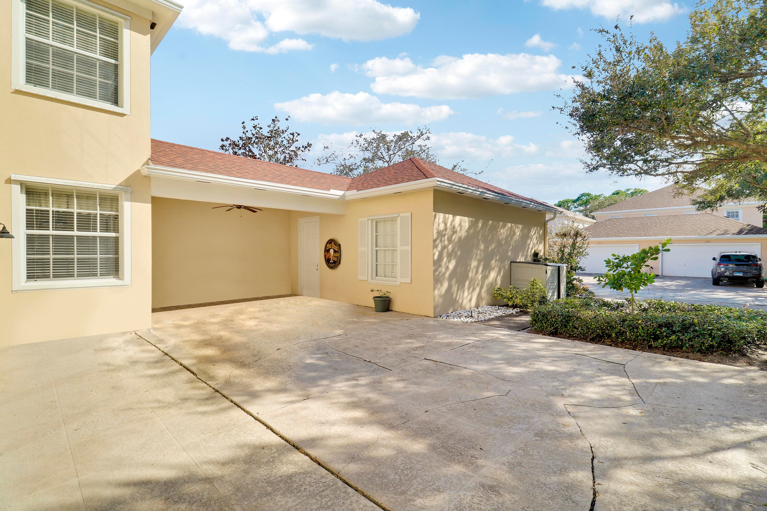 126 Peabody Drive, Jupiter, FL 33458 — photo 10 of 97