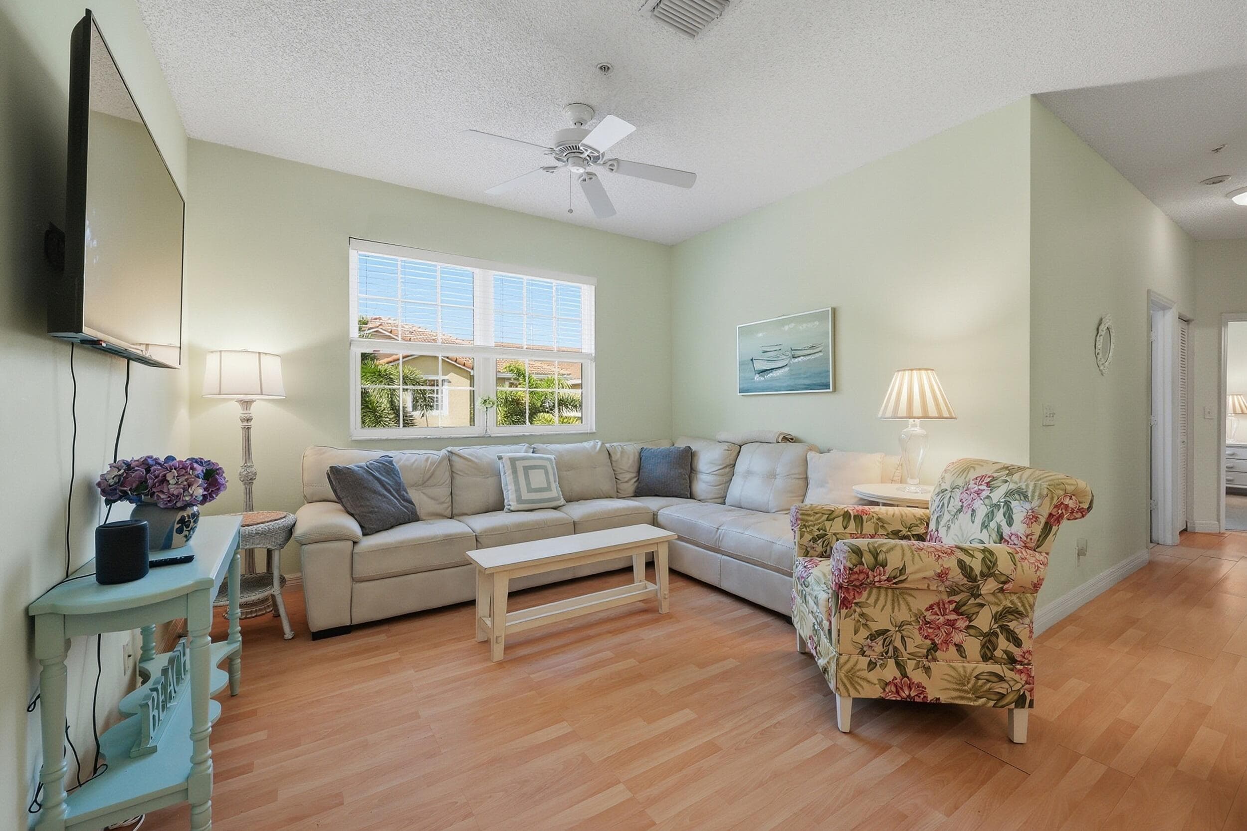 114 Lighthouse Cir, J, Tequesta, FL 33469 — photo 9 of 19