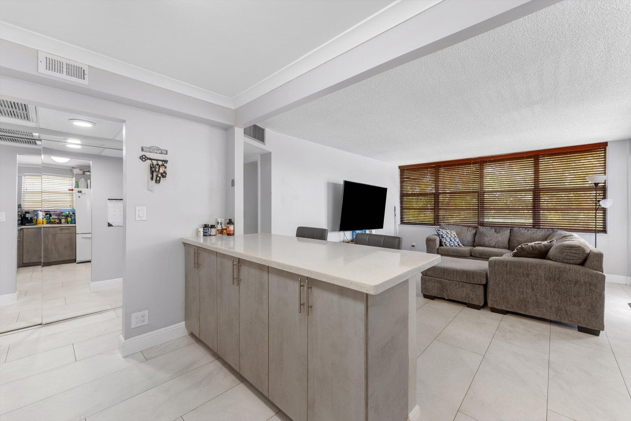 2751 Taft Street 403, Hollywood, FL 33020 — photo 5 of 30