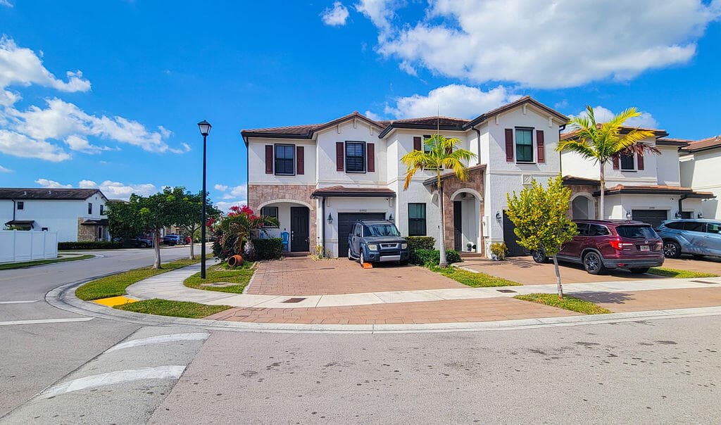 10902 W 33rd Way, Hialeah, FL 33018 — photo 2 of 121