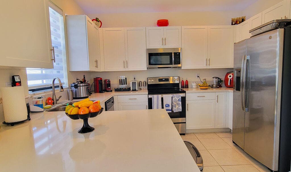 10902 W 33rd Way, Hialeah, FL 33018 — photo 10 of 121