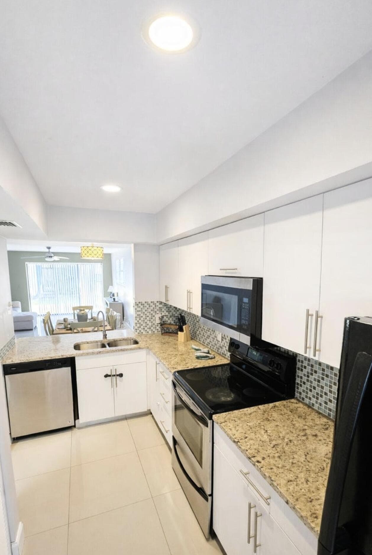 11596 NW 45th Street 4, Coral Springs, FL 33065 — photo 2 of 19