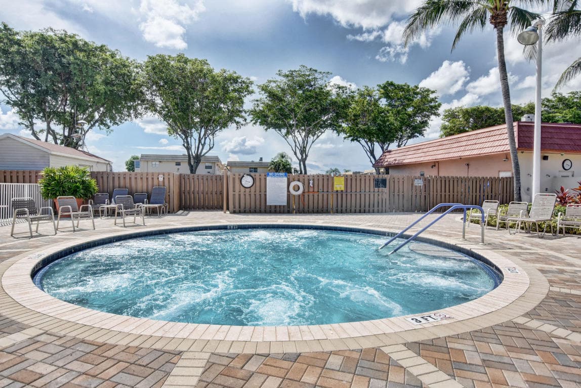 452 Brittany J, Delray Beach, FL 33446 — photo 45 of 50