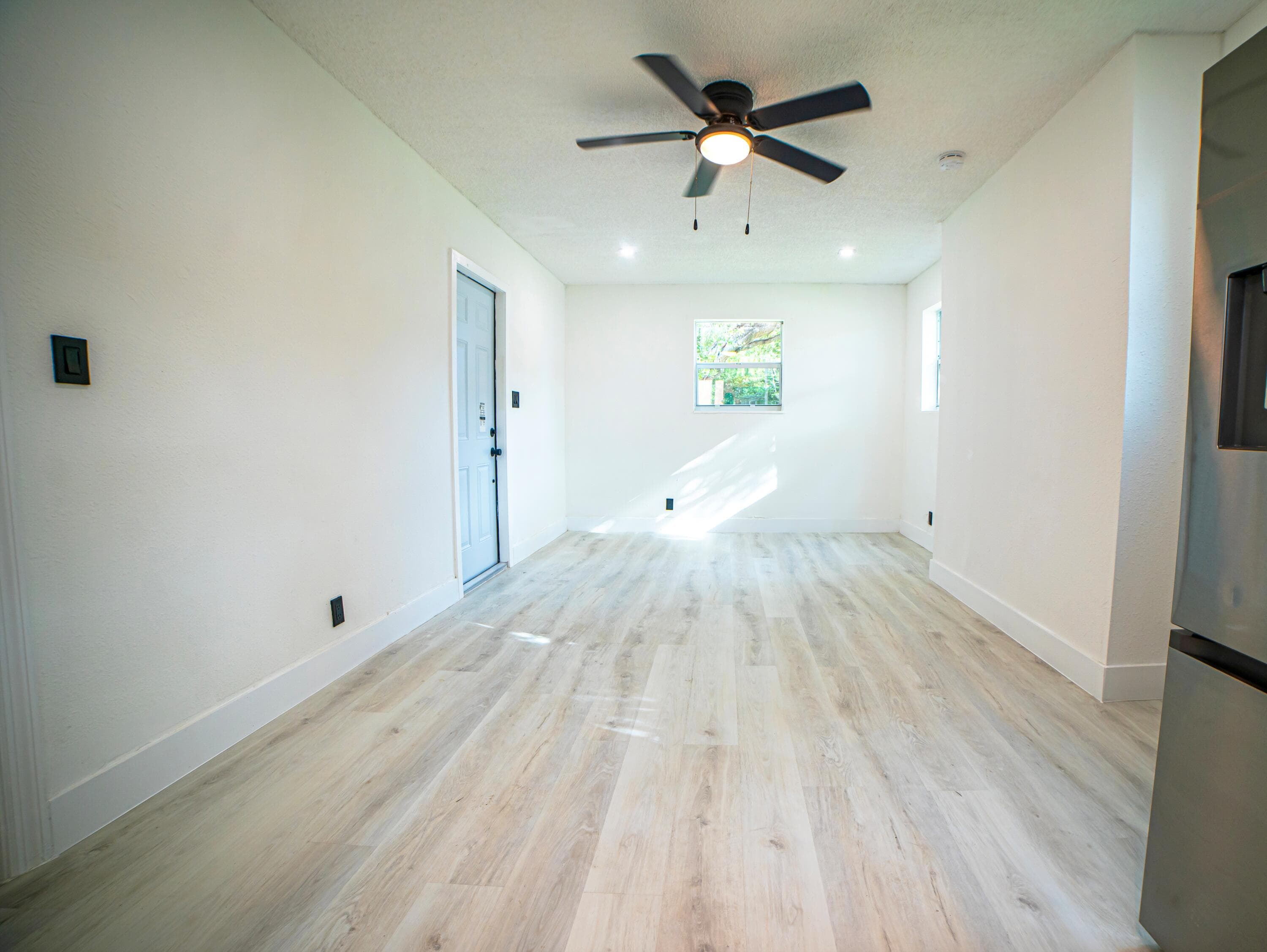 412 Columbus Parkway 2, Hollywood, FL 33021 — photo 6 of 12
