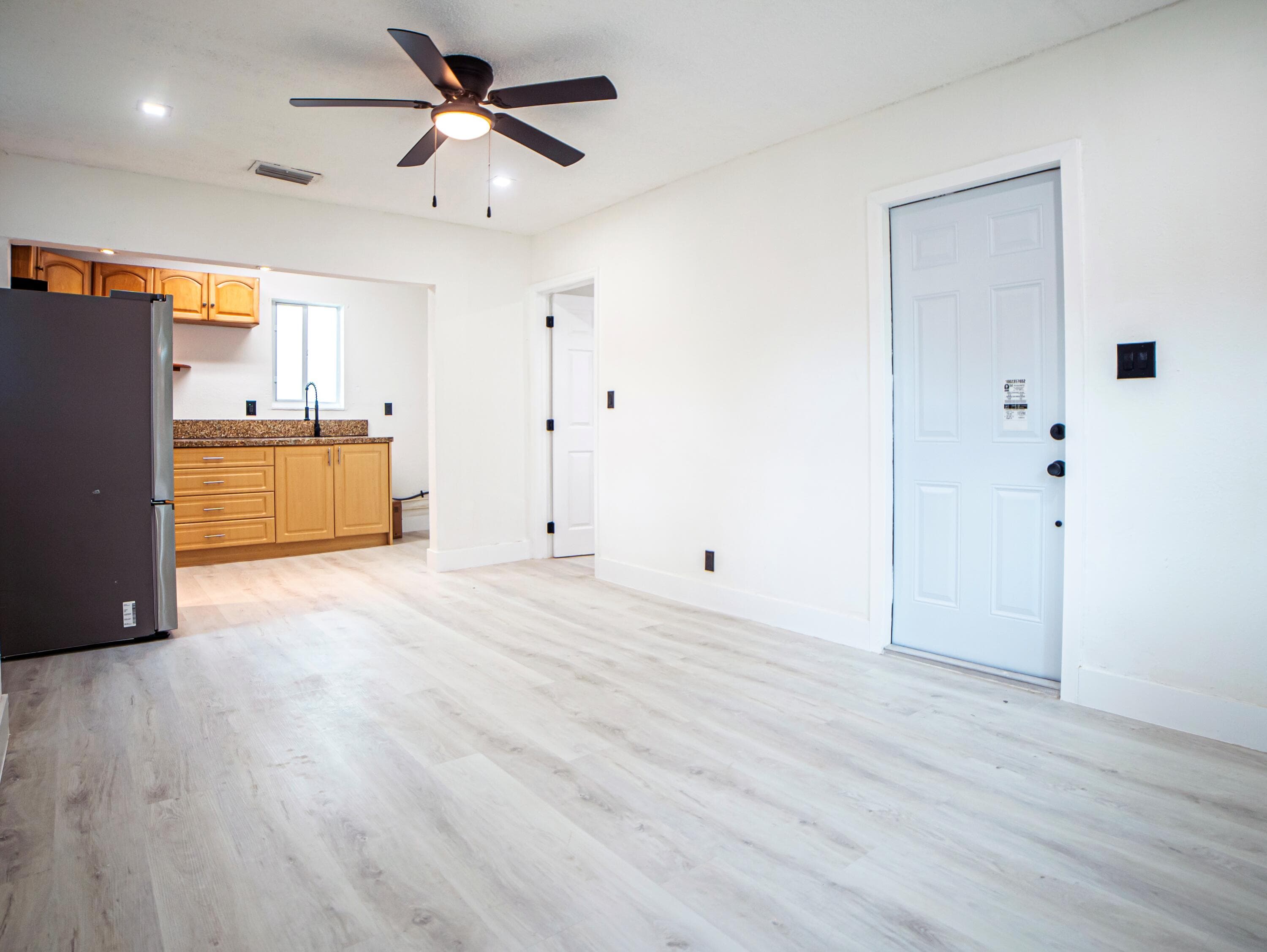 412 Columbus Parkway 2, Hollywood, FL 33021 — photo 8 of 12