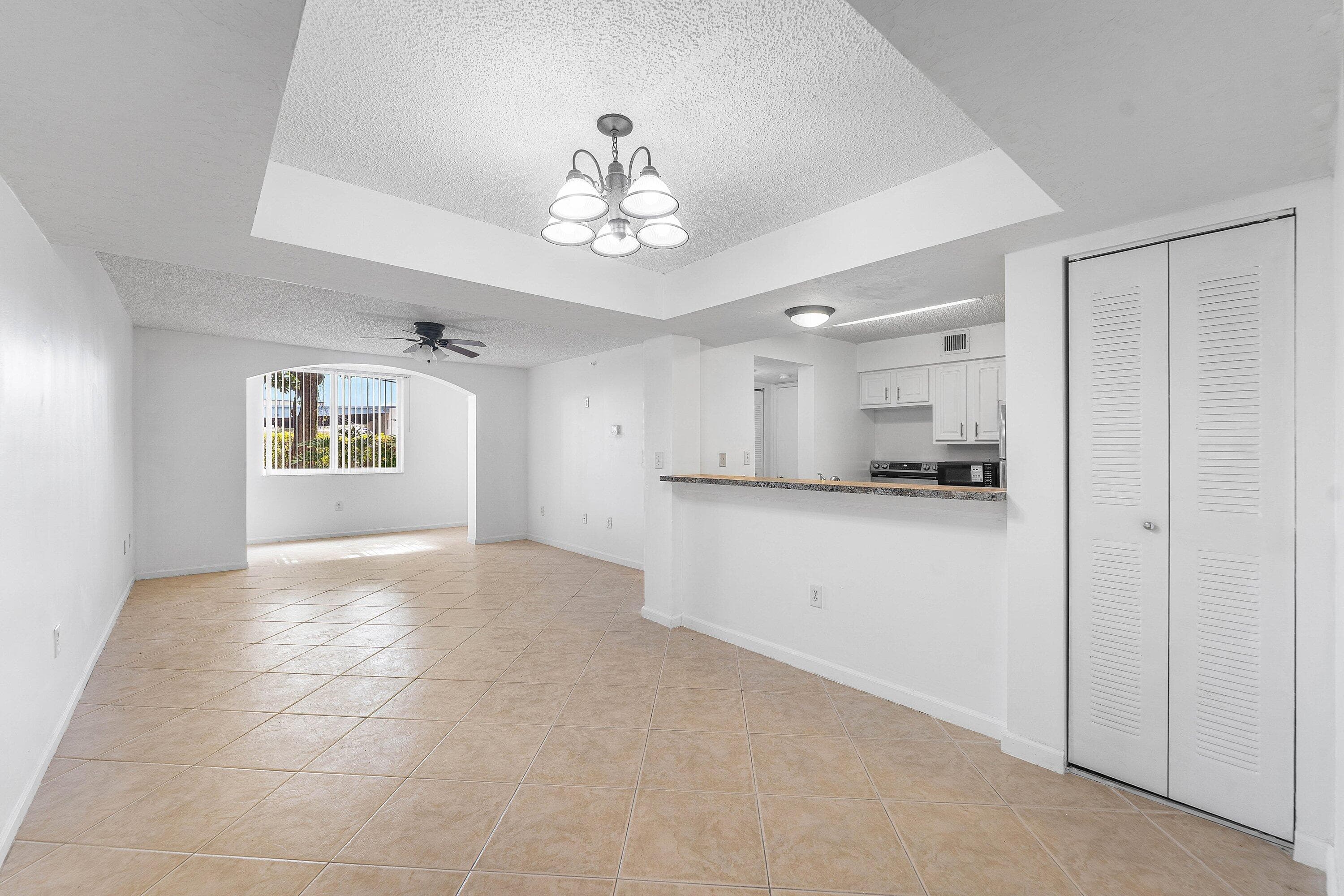 900 Scotia Drive 102, Hypoluxo, FL 33462 — photo 12 of 48