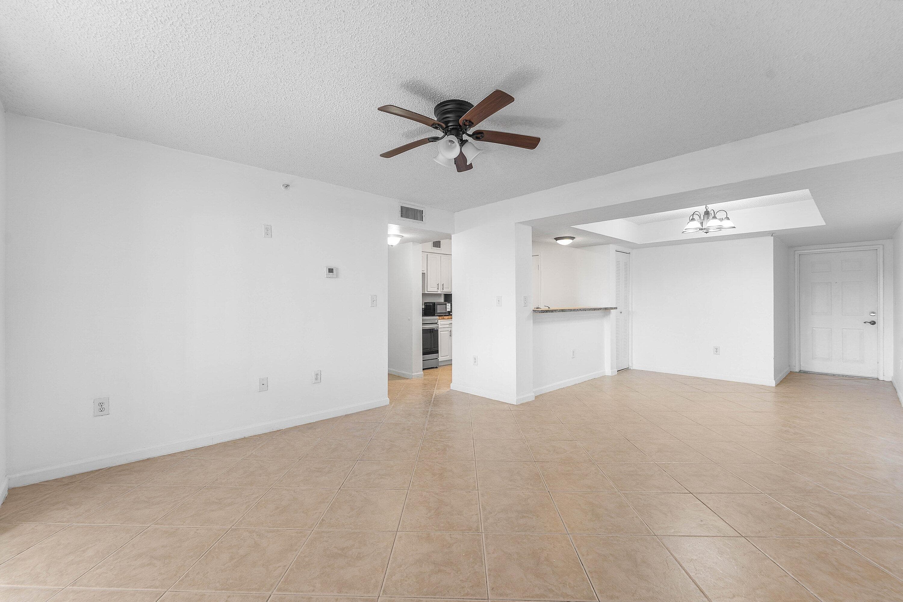 900 Scotia Drive 102, Hypoluxo, FL 33462 — photo 13 of 48