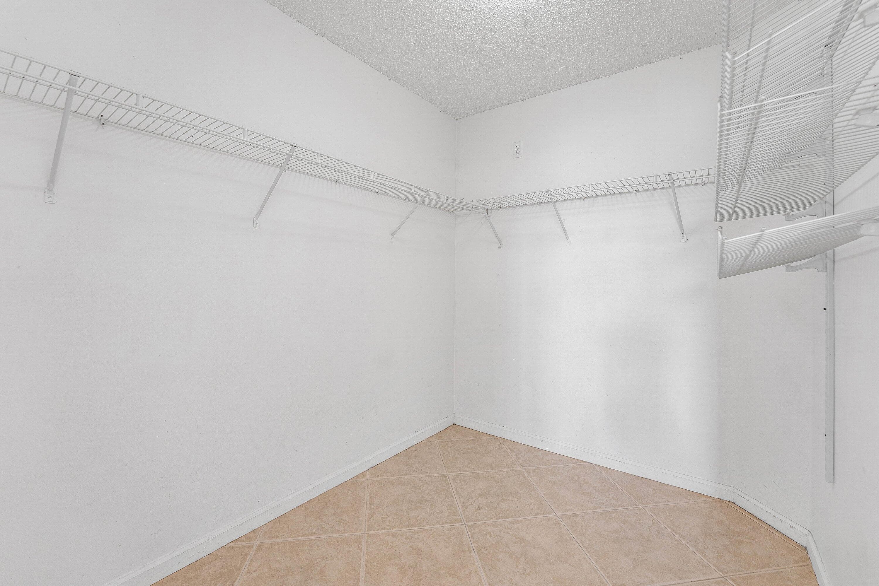 900 Scotia Drive 102, Hypoluxo, FL 33462 — photo 7 of 48