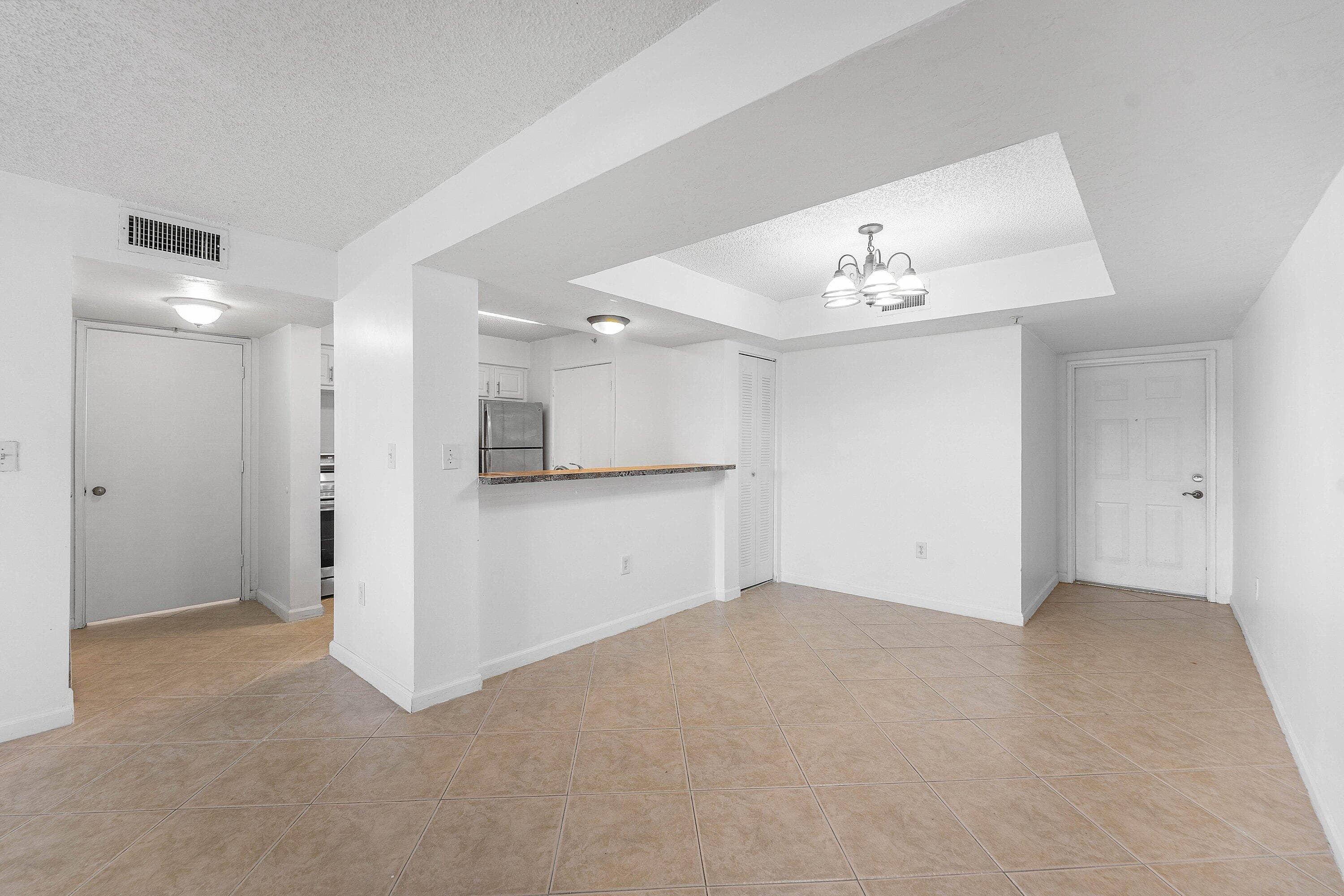 900 Scotia Drive 102, Hypoluxo, FL 33462 — photo 19 of 48