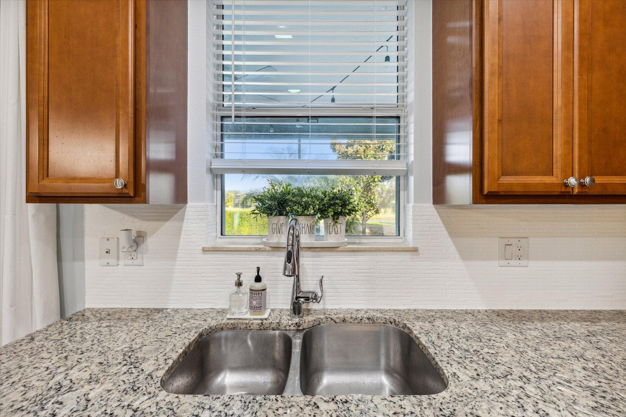 1383 Vestavia Circle, Melbourne, FL 32940 — photo 13 of 46
