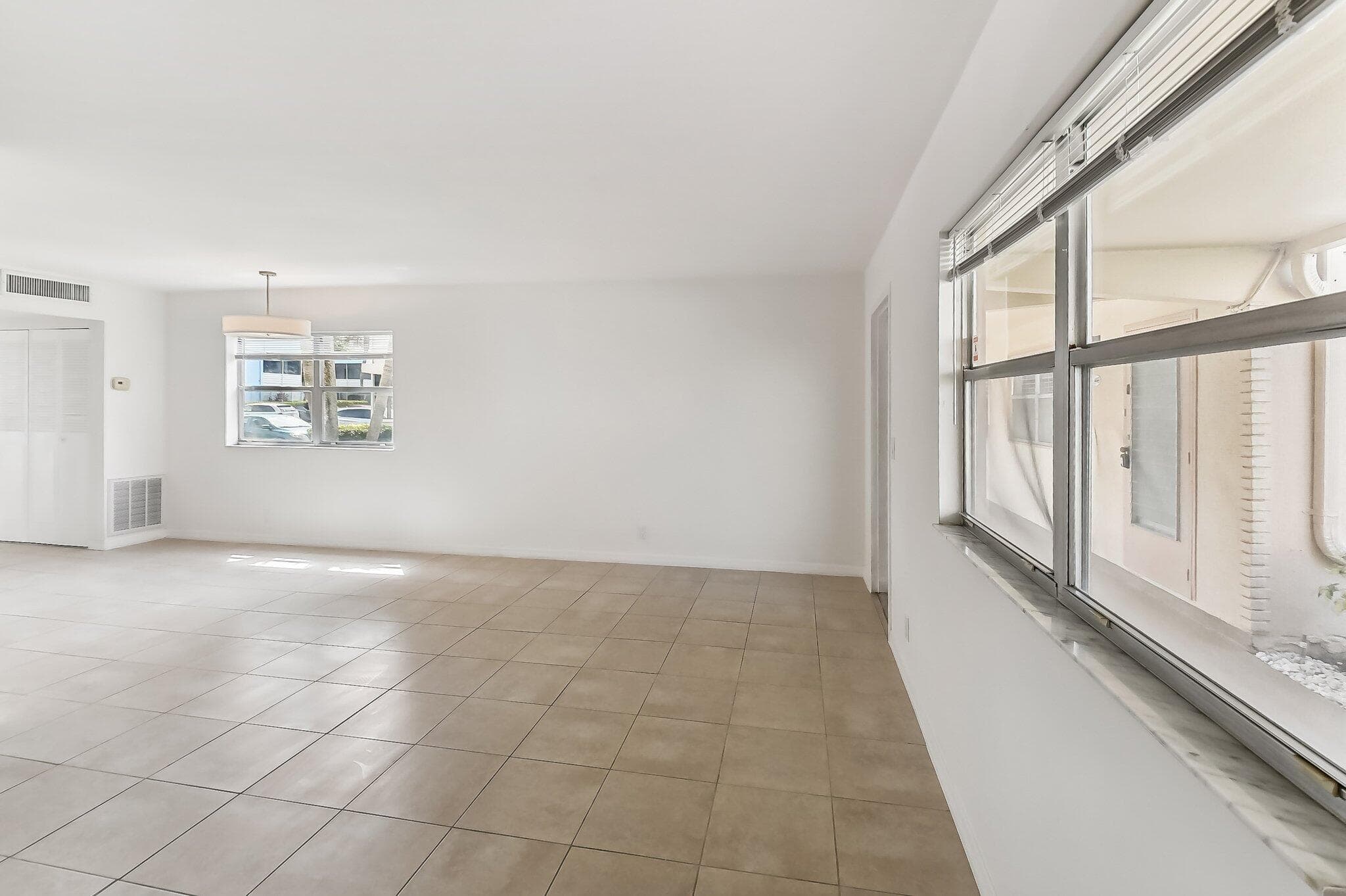 447 Saxony J Way 447-J, Delray Beach, FL 33446 — photo 7 of 26