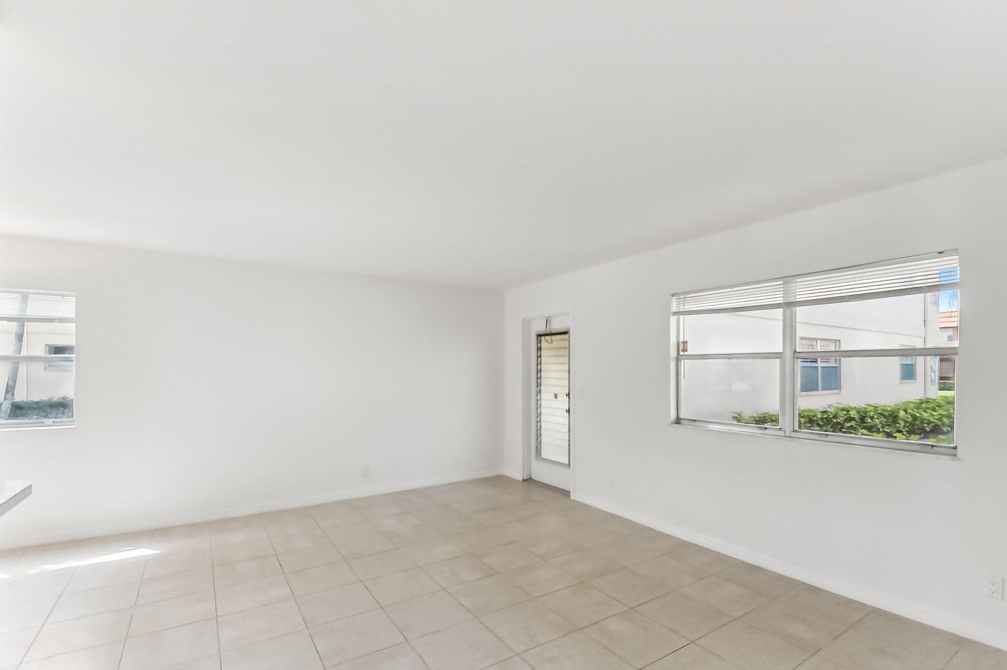 447 Saxony J Way 447-J, Delray Beach, FL 33446 — photo 25 of 26