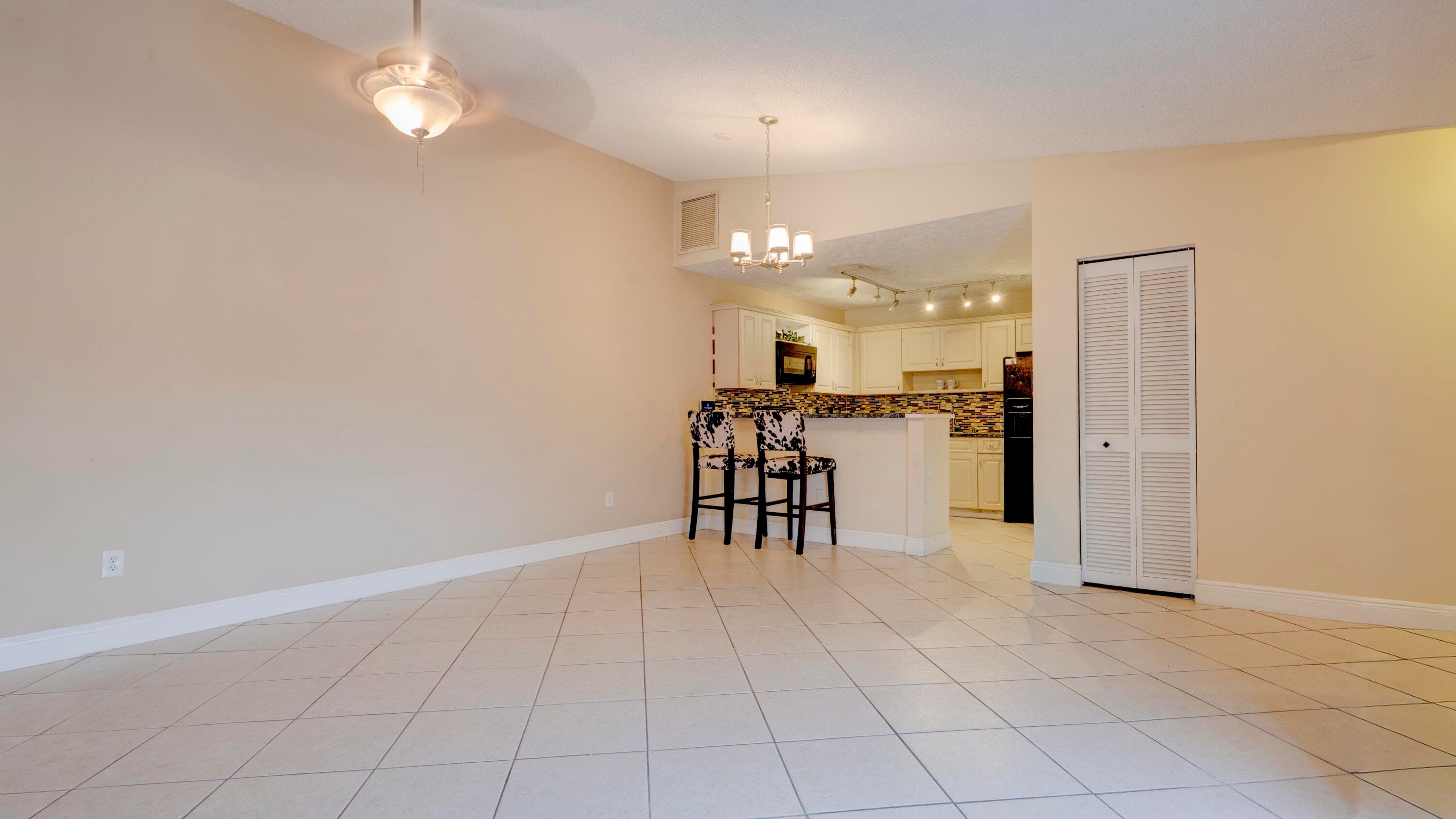 4782 Sunny Palm Circle D, West Palm Beach, FL 33415 — photo 10 of 64