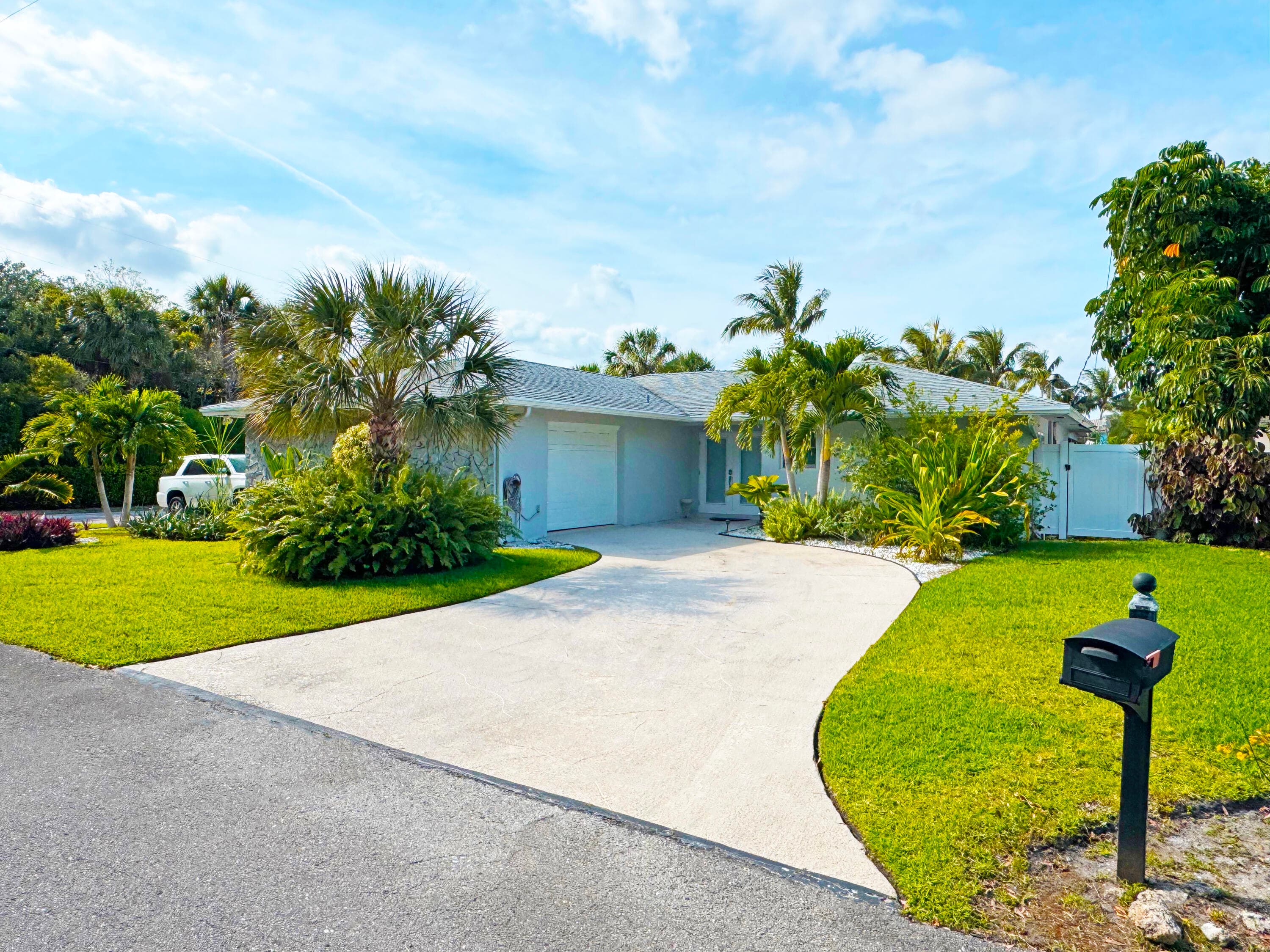 106 Periwinkle Drive, Hypoluxo, FL 33462 — photo 2 of 46