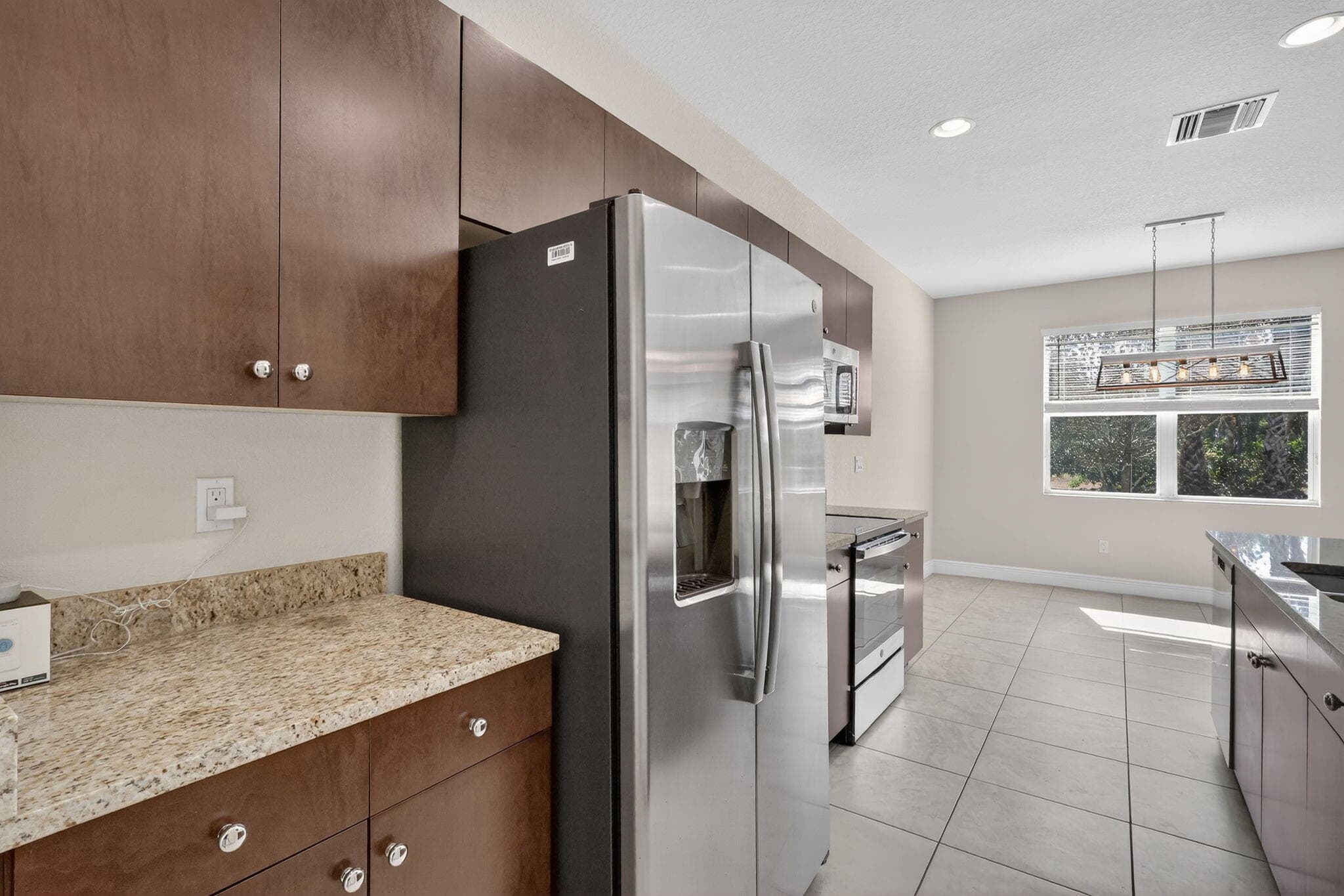 1609 NW Cataluna Cir Circle, Port St. Lucie, FL 34986 — photo 15 of 73