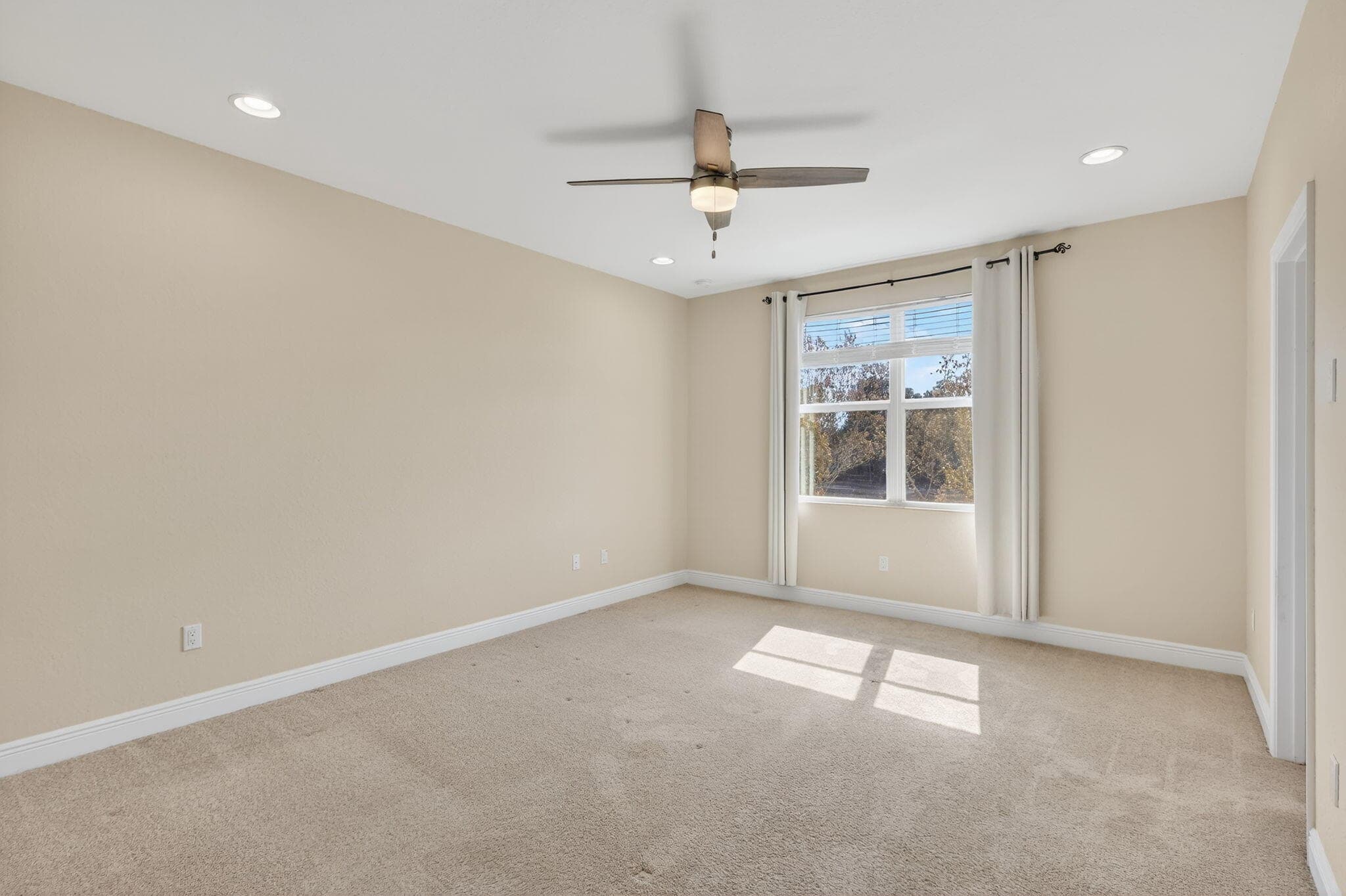 1609 NW Cataluna Cir Circle, Port St. Lucie, FL 34986 — photo 24 of 73