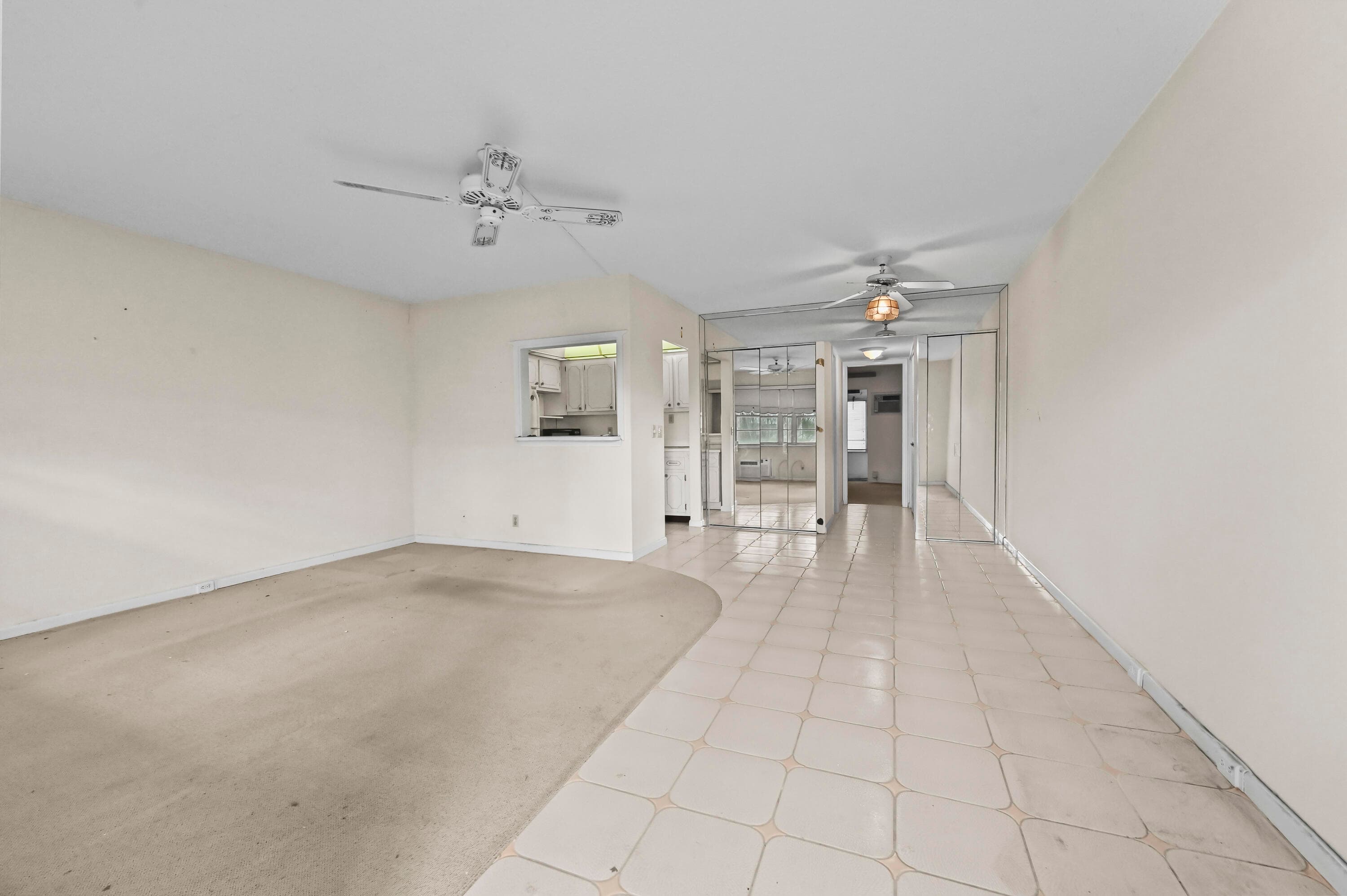 411 Durham N, Deerfield Beach, FL 33442 — photo 3 of 22