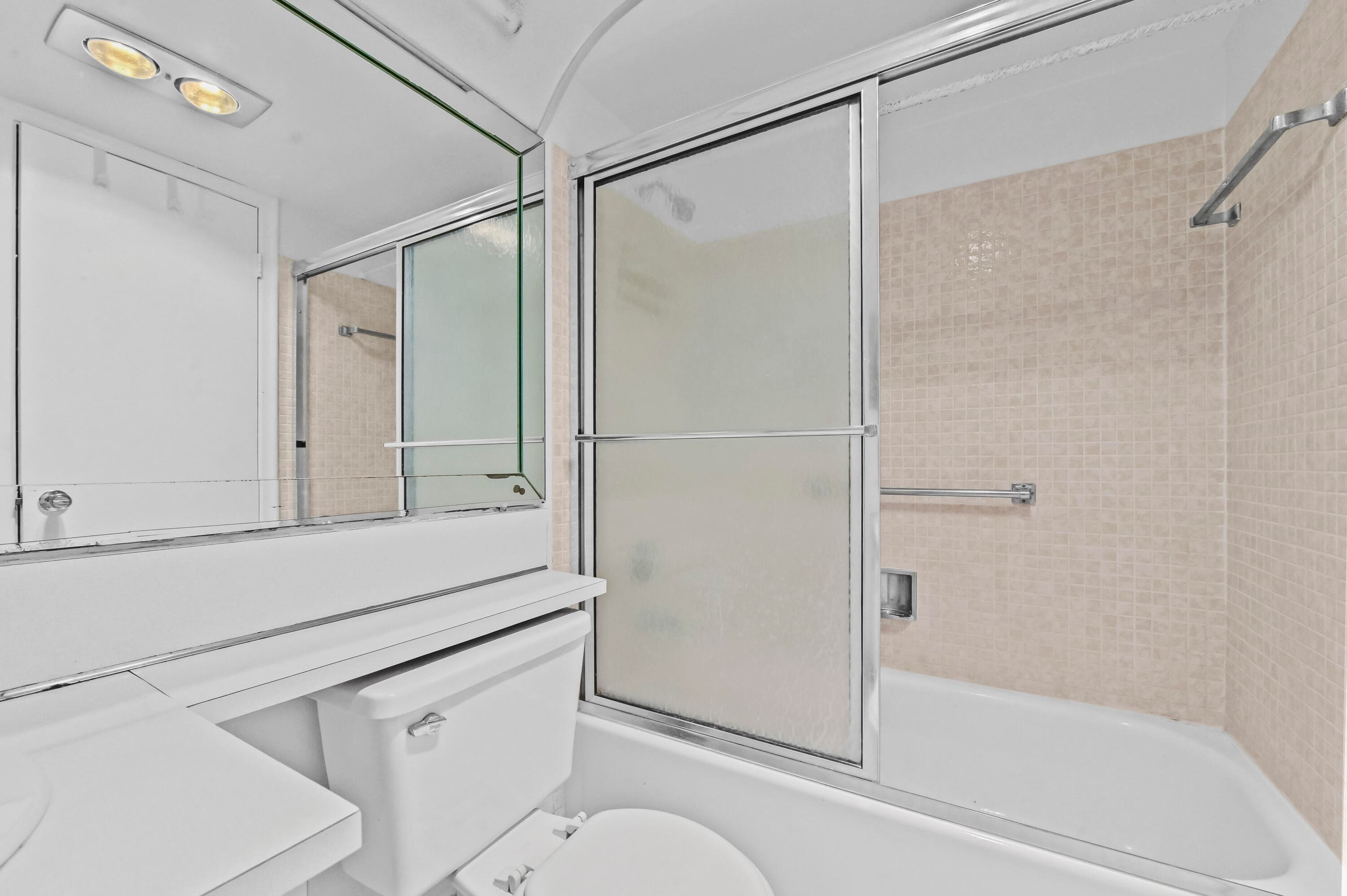 411 Durham N, Deerfield Beach, FL 33442 — photo 16 of 22