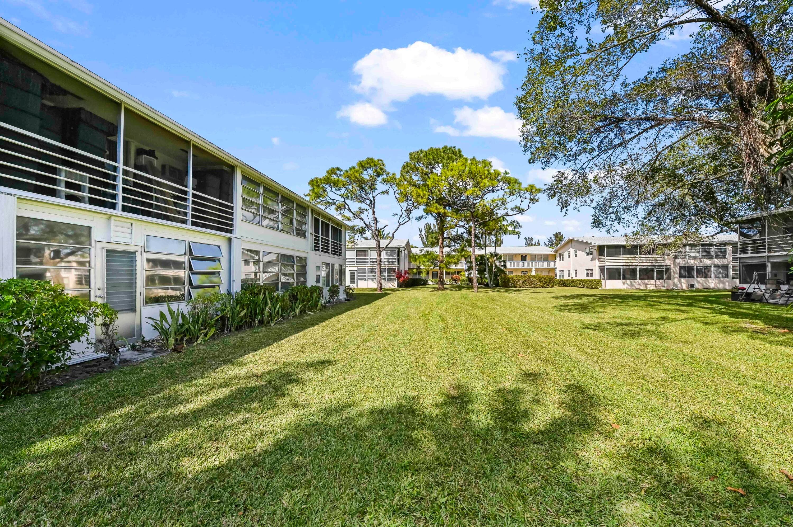 411 Durham N, Deerfield Beach, FL 33442 — photo 21 of 22