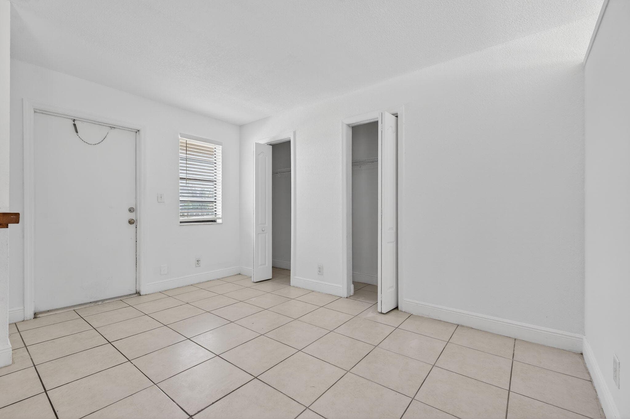 4081 N Dixie Highway 17, Oakland Park, FL 33334 — photo 5 of 16