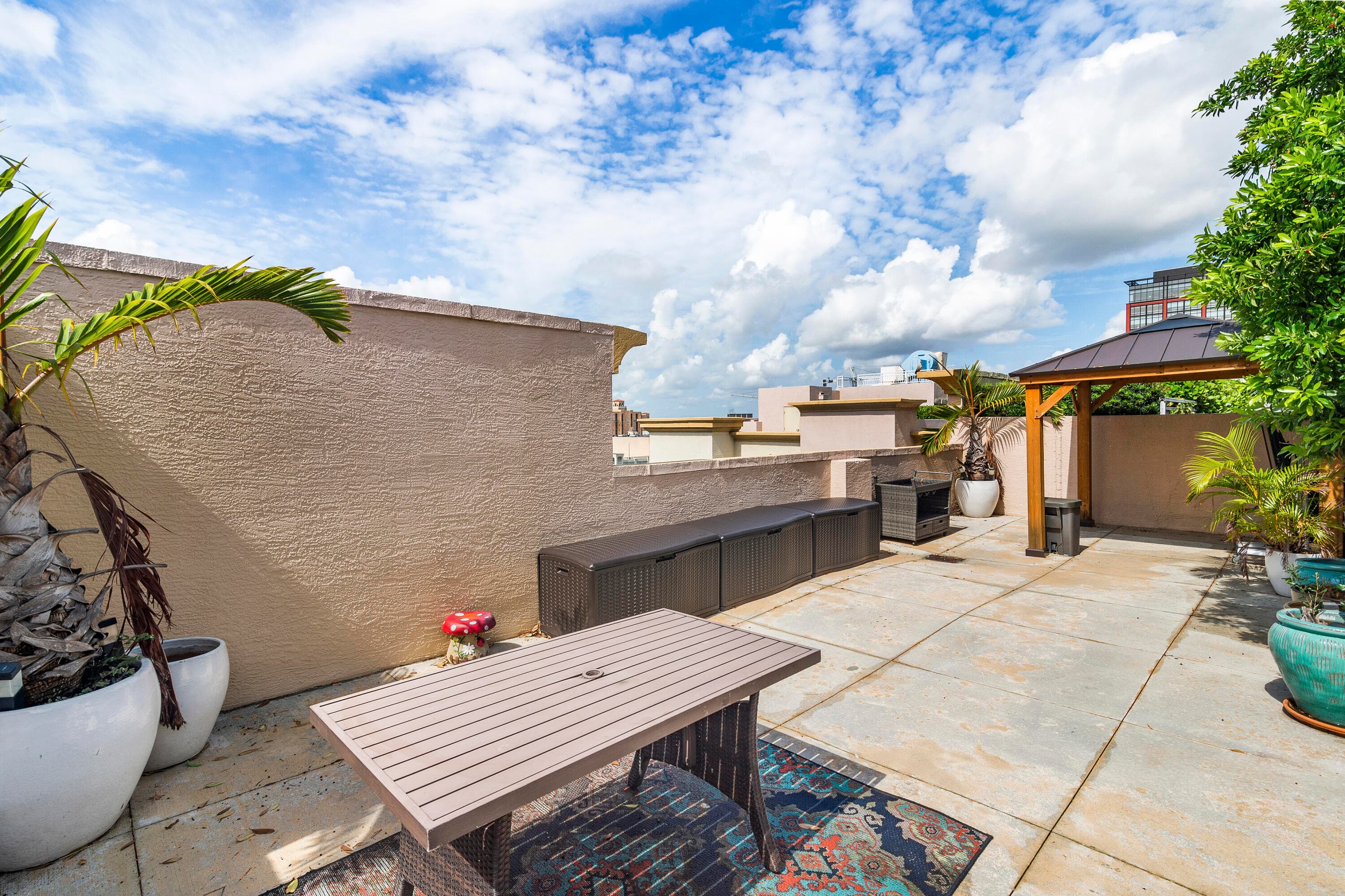 410 Evernia Street 807, West Palm Beach, FL 33401 — photo 27 of 29