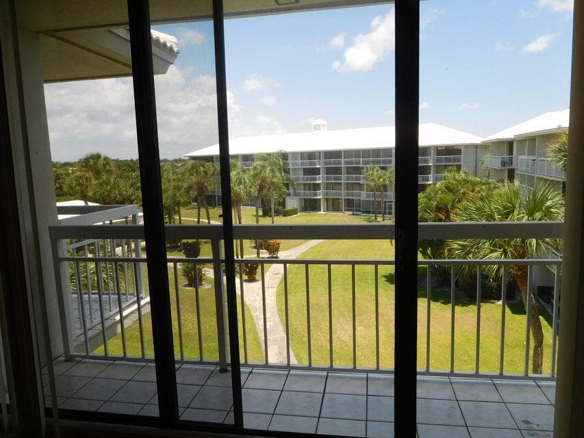 2601 Village Boulevard 406, West Palm Beach, FL 33409 — photo 13 of 13