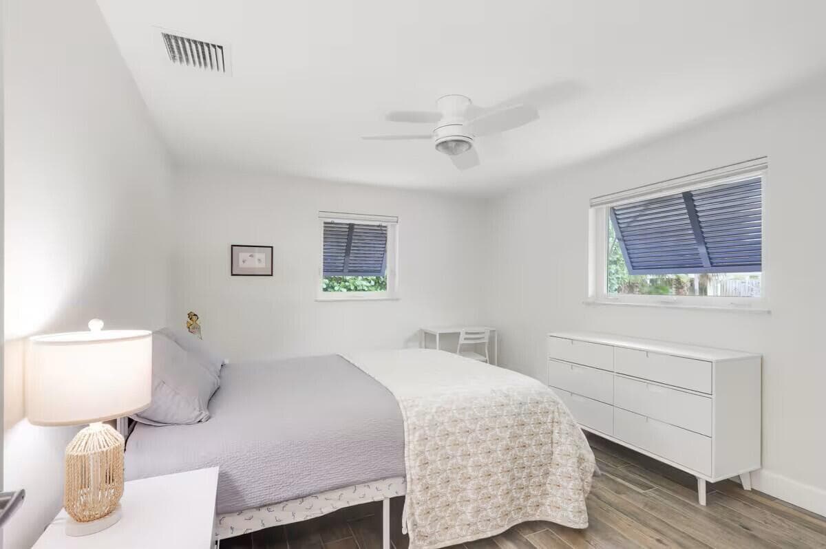 1519 Treemont Avenue, Jupiter, FL 33469 — photo 10 of 15