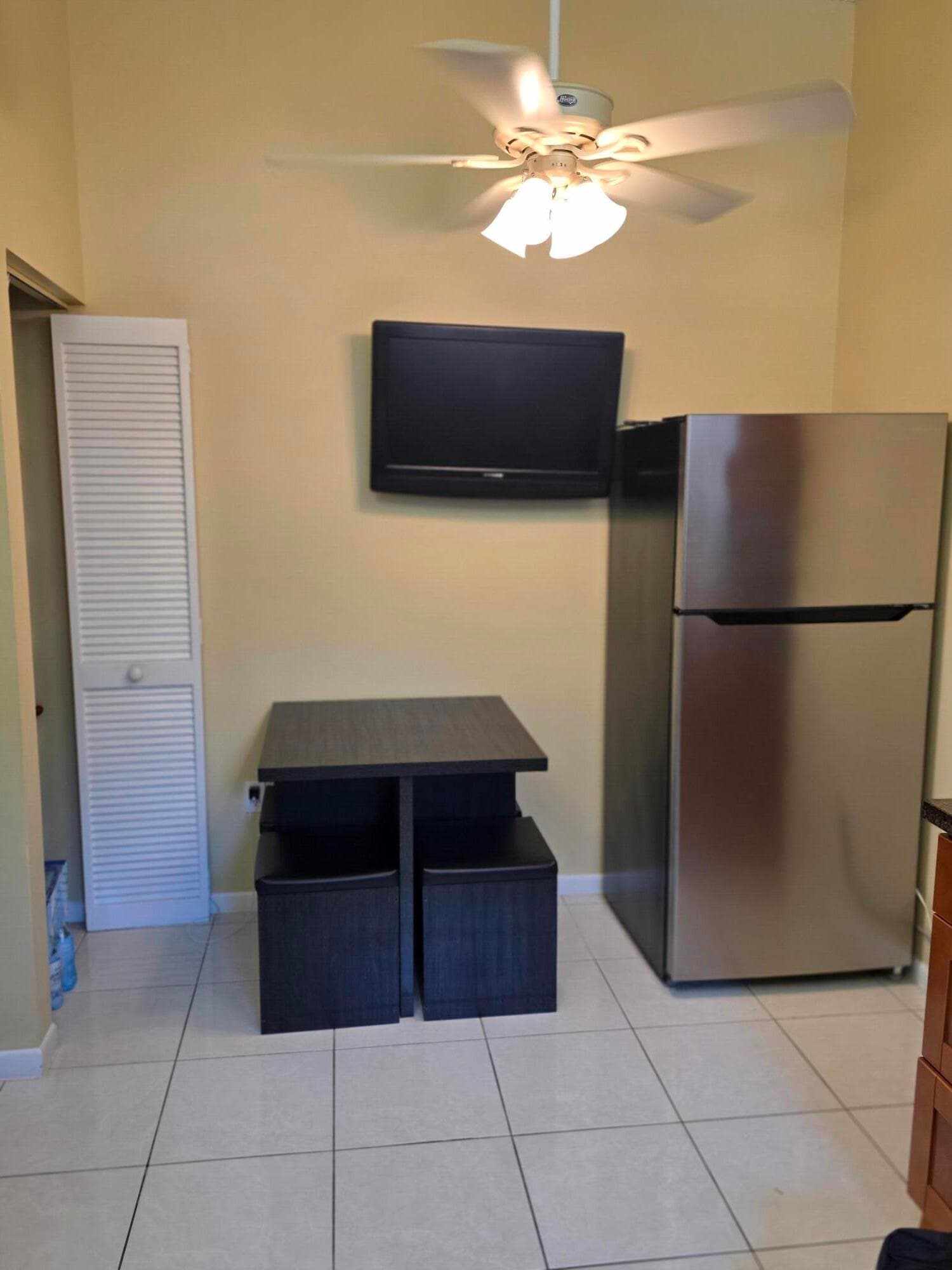 5243 Europa Drive N, Boynton Beach, FL 33437 — photo 4 of 50