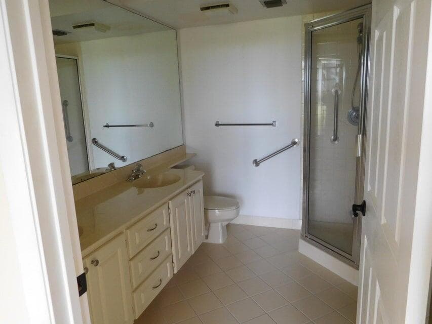 2561 Village Boulevard 306, West Palm Beach, FL 33409 — photo 6 of 11