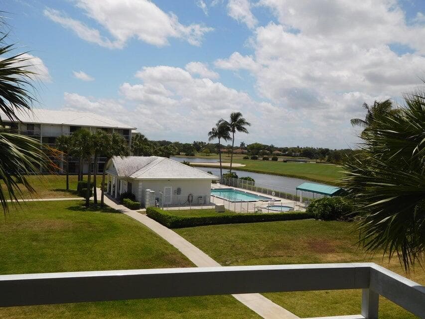 2561 Village Boulevard 306, West Palm Beach, FL 33409 — photo 11 of 11