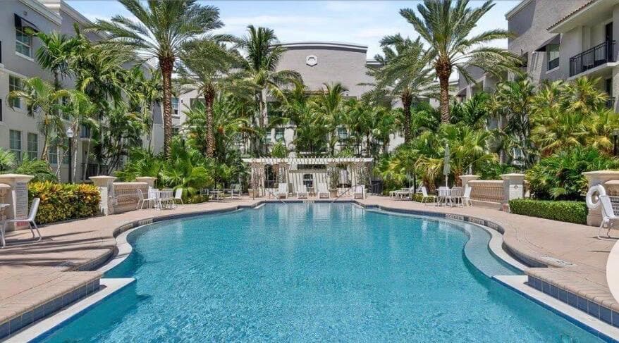 600 S Dixie Highway 254, West Palm Beach, FL 33401 — photo 16 of 17