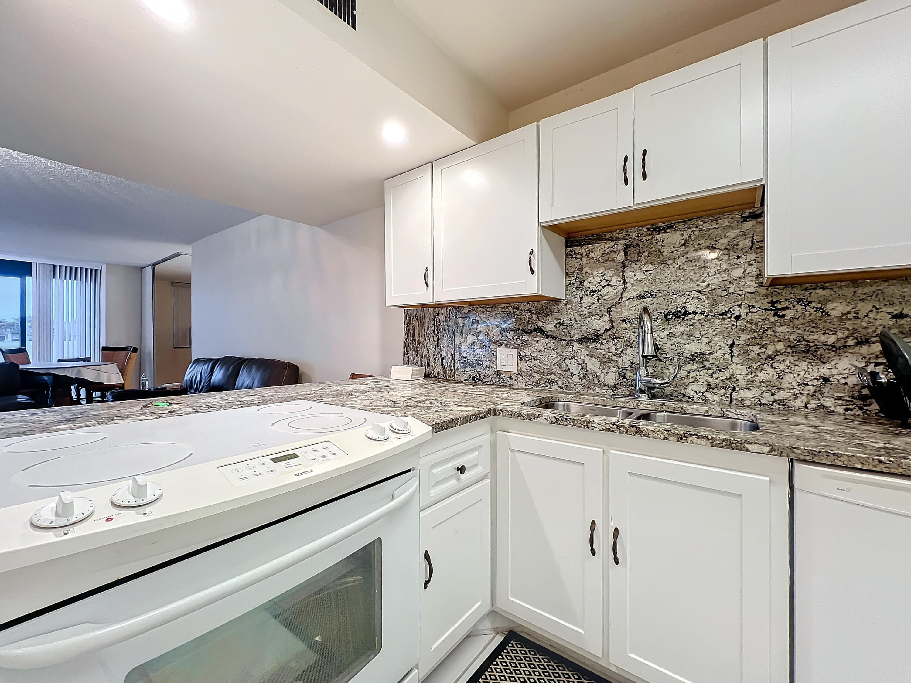 4545 Luxemburg Court 103, Lake Worth, FL 33467 — photo 12 of 39