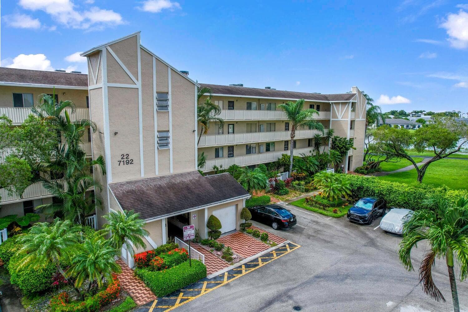 7192 Huntington Lane 307, Delray Beach, FL 33446 — photo 45 of 86
