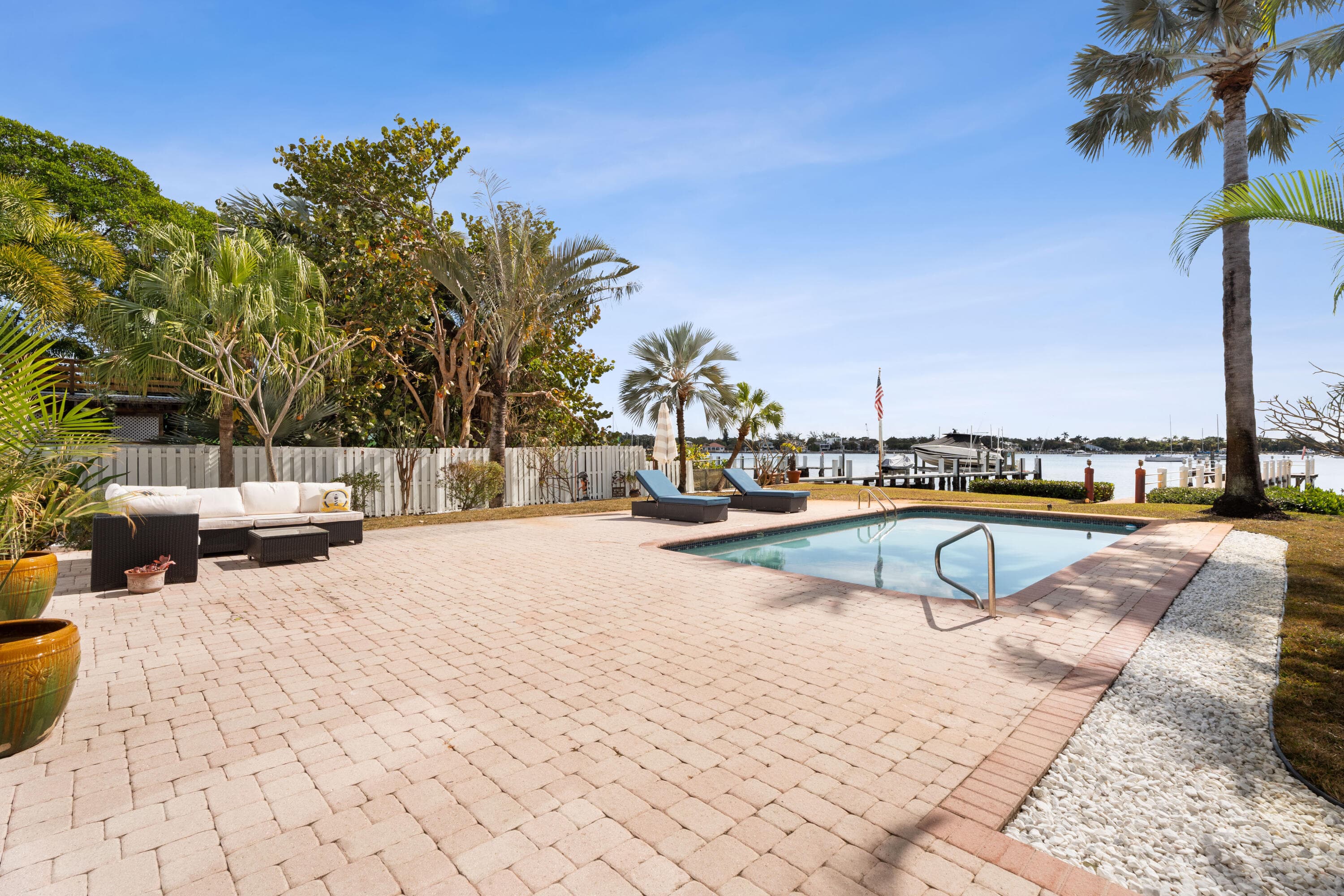 114 S Lake Drive, Lantana, FL 33462 — photo 33 of 44