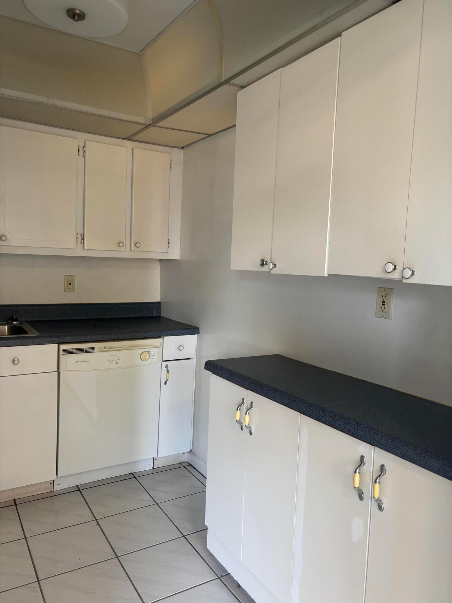 75 Sheffield D, West Palm Beach, FL 33417 — photo 6 of 15