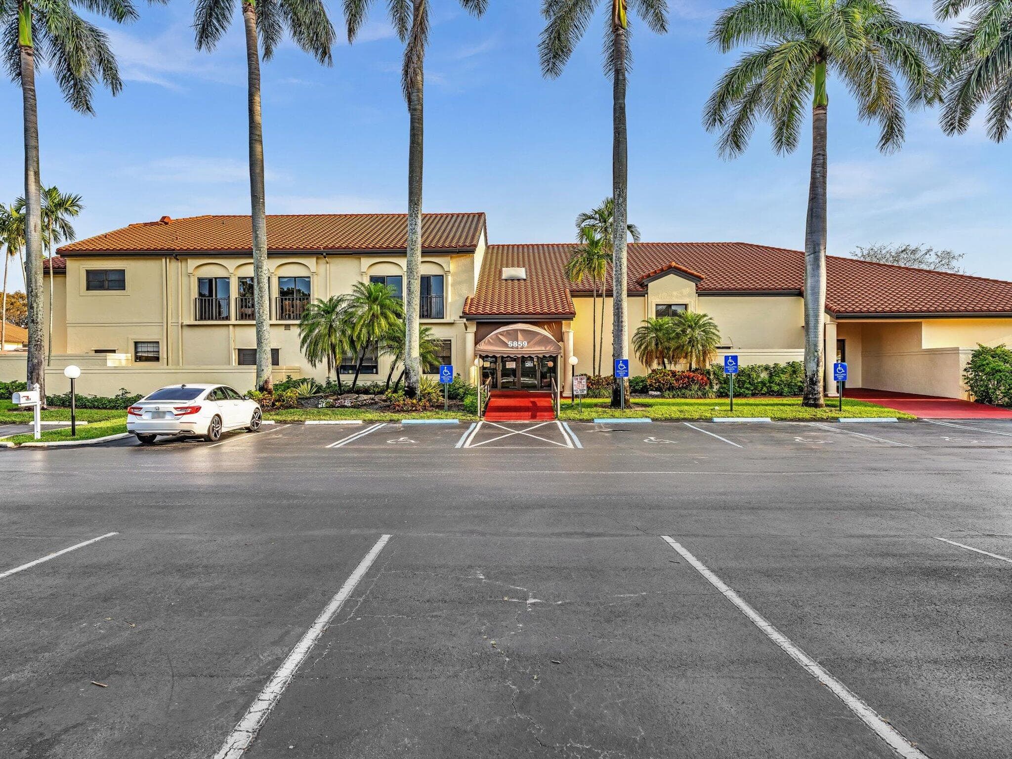 10215 N Circle Lake Drive 201, Boynton Beach, FL 33437 — photo 31 of 48