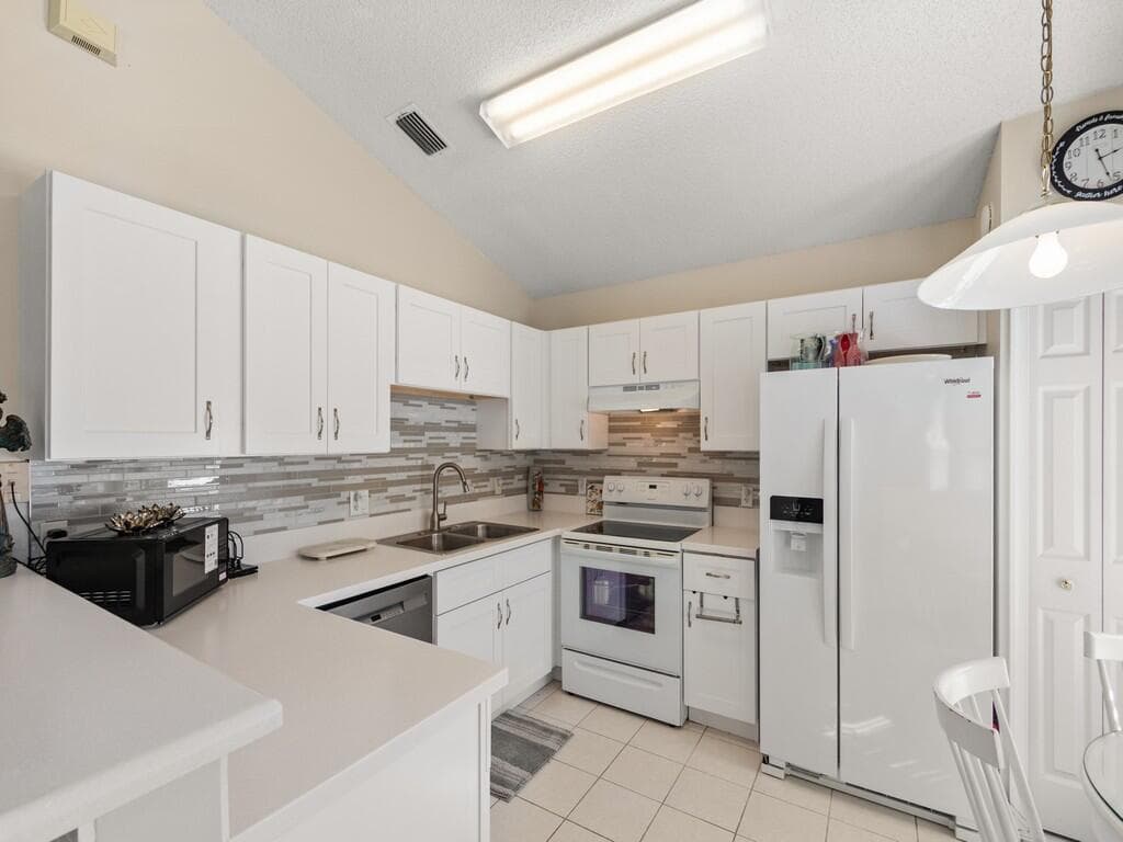 612 NW San Remo Circle, Port St. Lucie, FL 34986 — photo 6 of 30