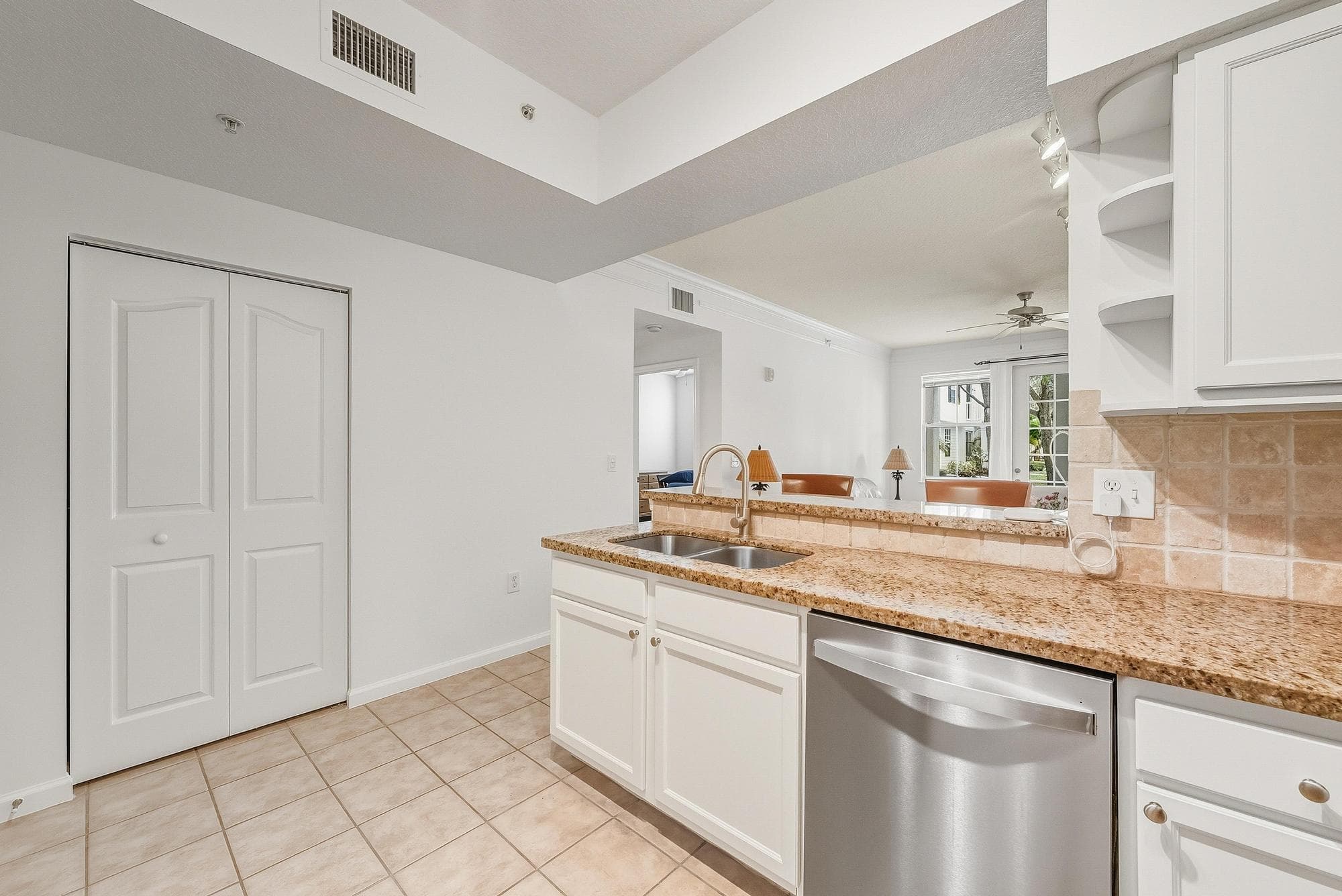 225 Murcia Drive 109, Jupiter, FL 33458 — photo 10 of 50