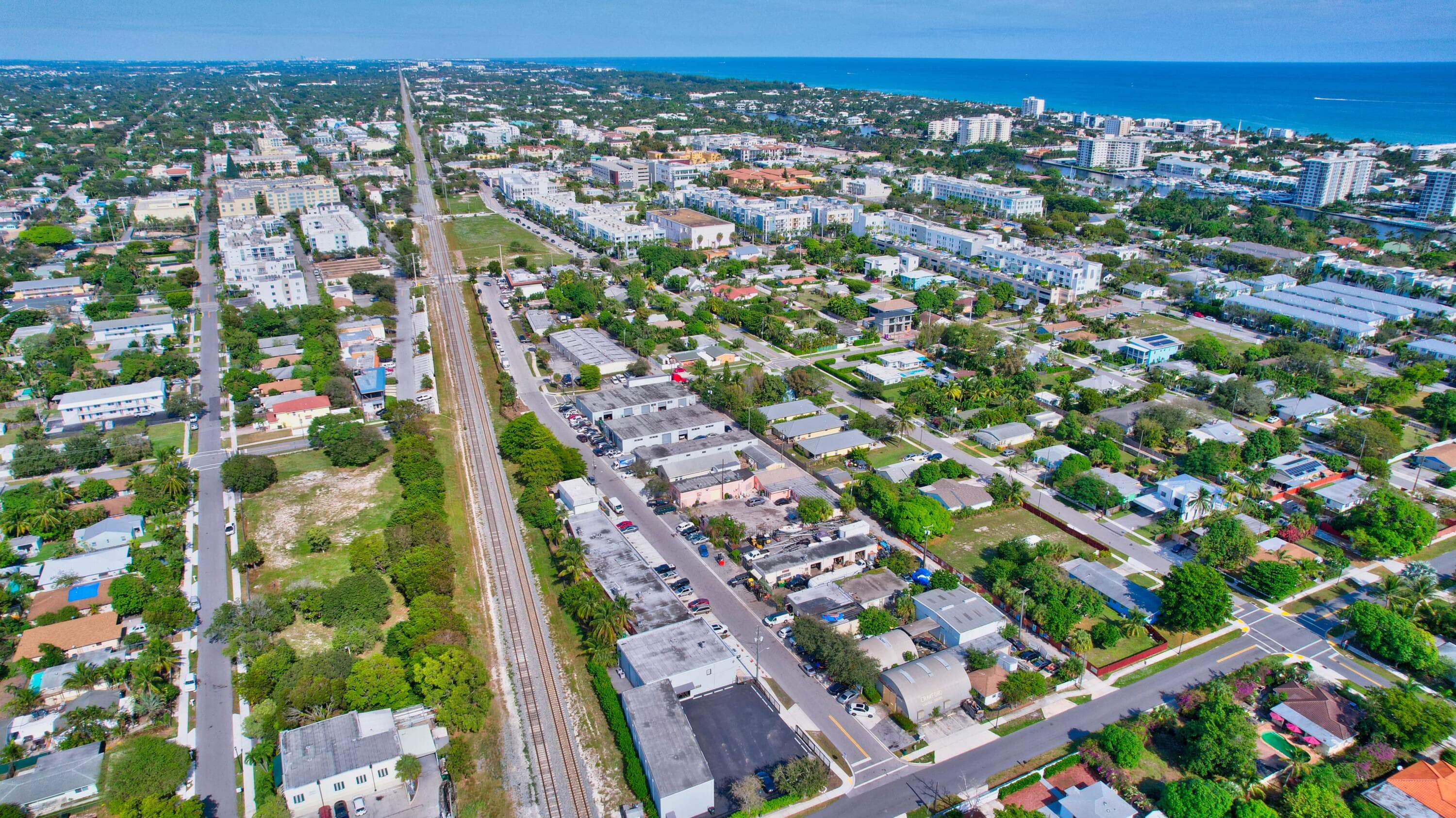 369 SE 2nd Avenue, Delray Beach, FL 33483 — photo 4 of 14