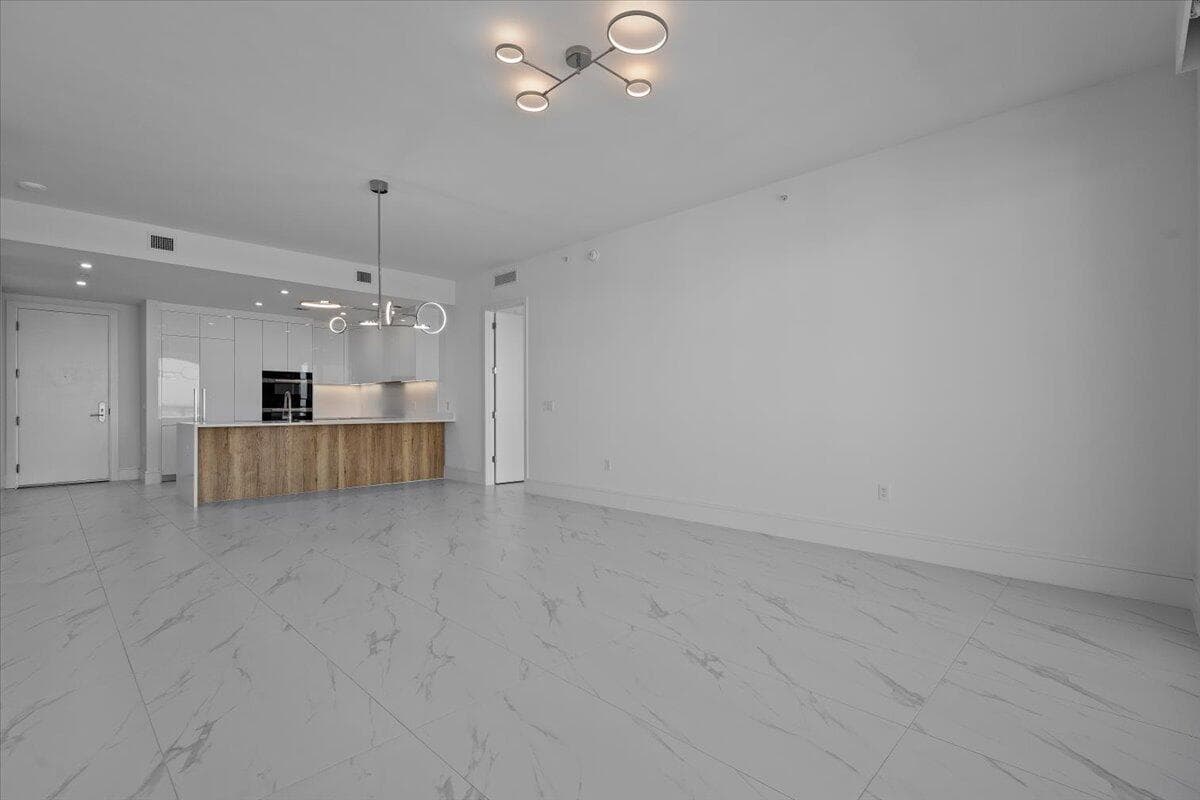 220 Lake Shore Drive 1113, West Palm Beach, FL 33403 — photo 12 of 68