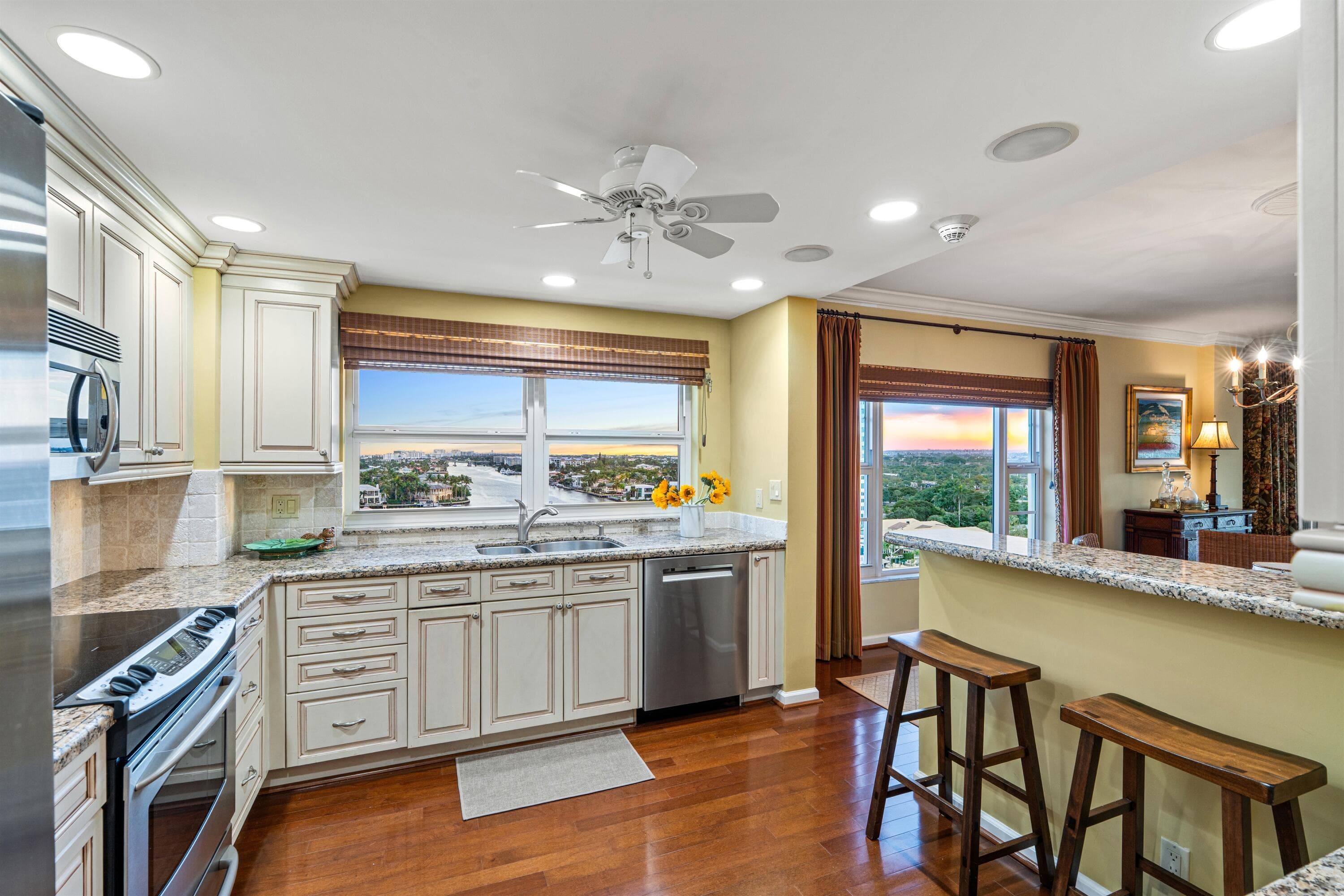 400 Seasage Drive 1101, Delray Beach, FL 33483 — photo 10 of 35