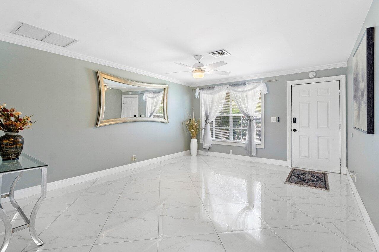 1837 16th Avenue N, Lake Worth Beach, FL 33460 — photo 3 of 43