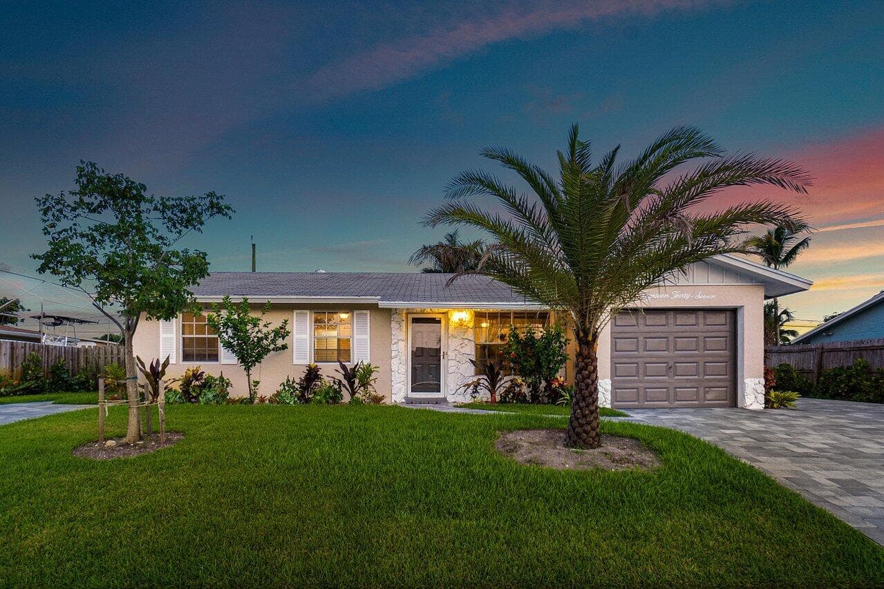 1837 16th Avenue N, Lake Worth Beach, FL 33460 — photo 30 of 43