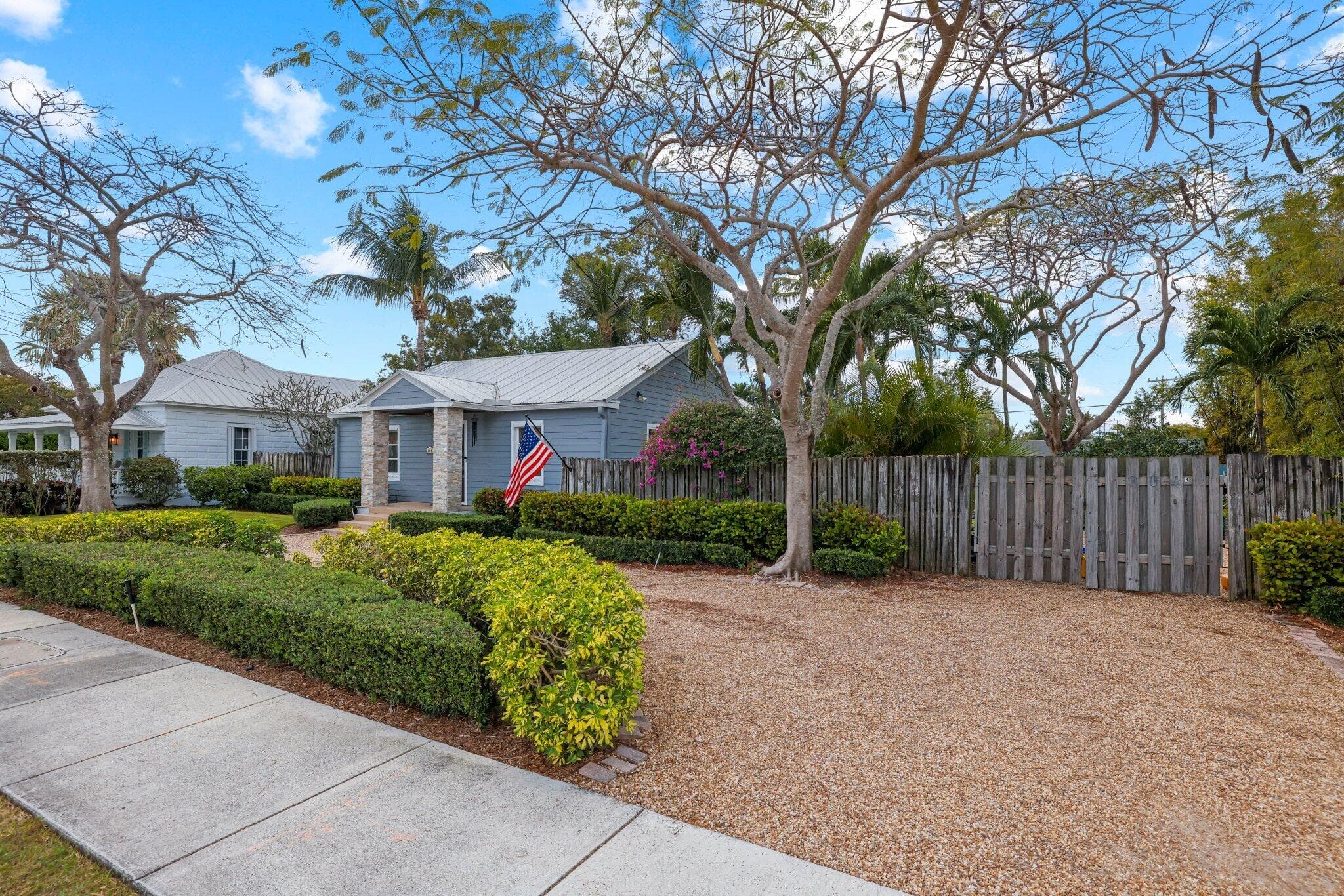 304 SE 4th Avenue, Delray Beach, FL 33483 — photo 5 of 56