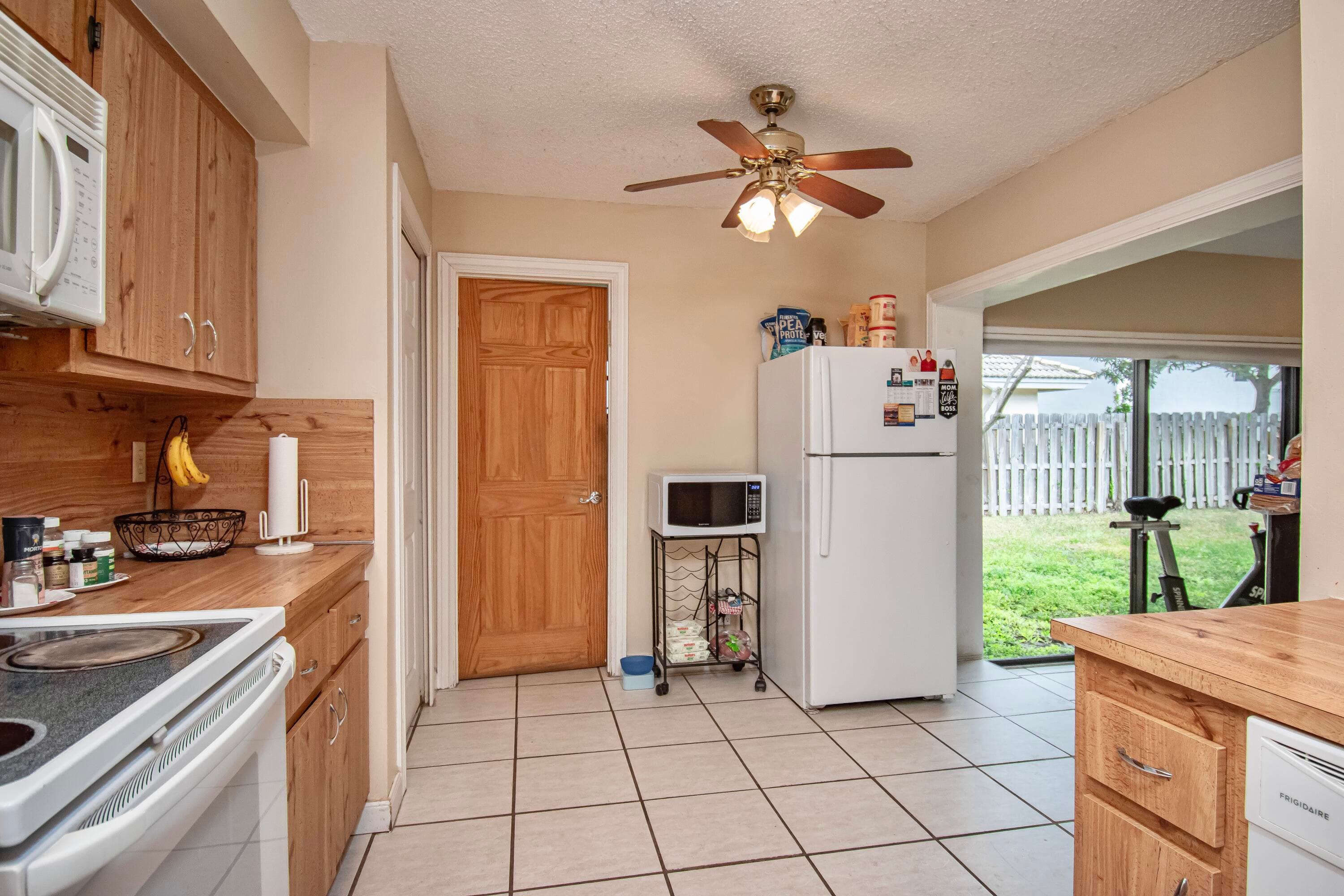 21566 Arbor Way, Boca Raton, FL 33433 — photo 11 of 40