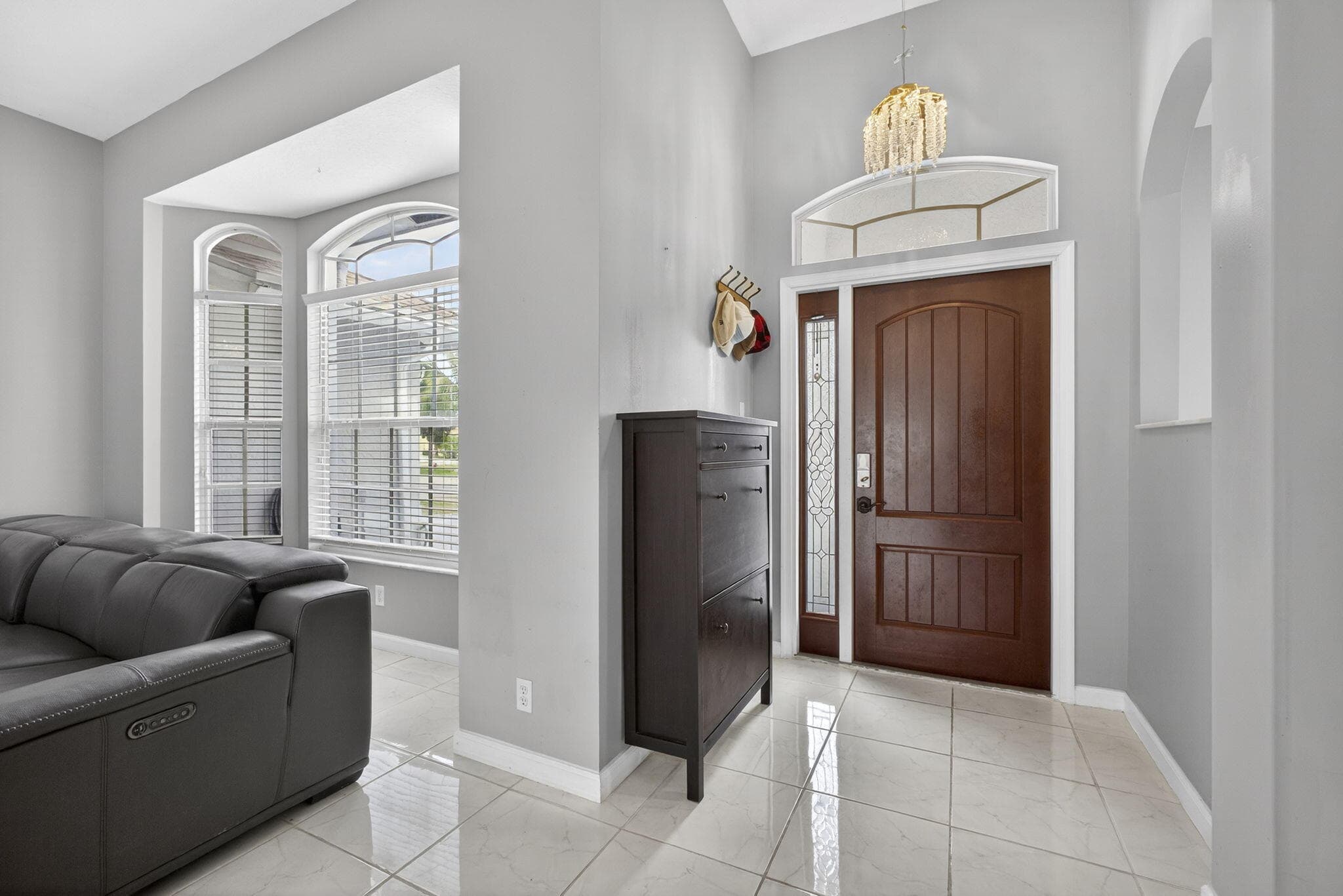 102 Brook Woode Court, Royal Palm Beach, FL 33411 — photo 8 of 63
